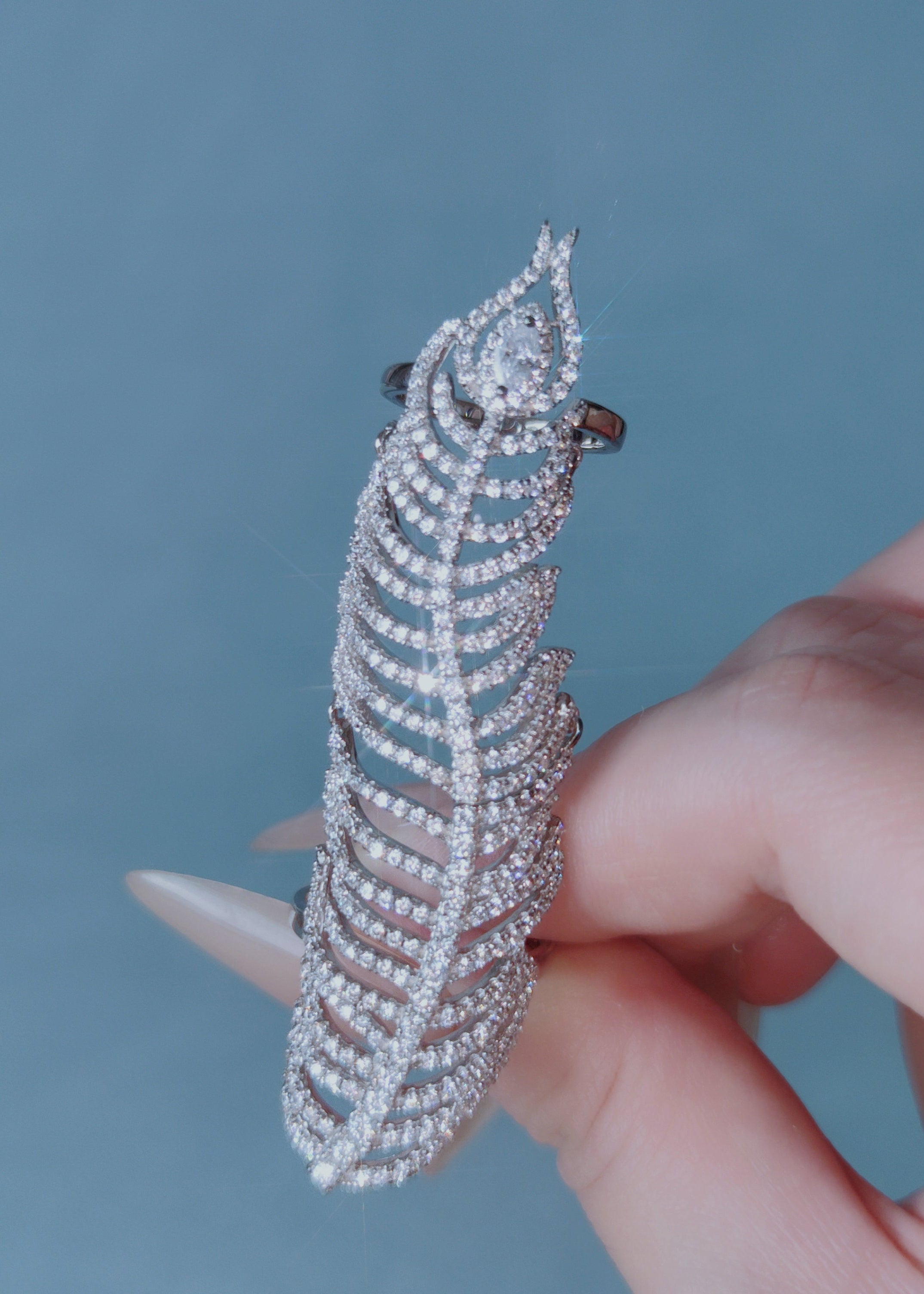 Plume Crest Ring