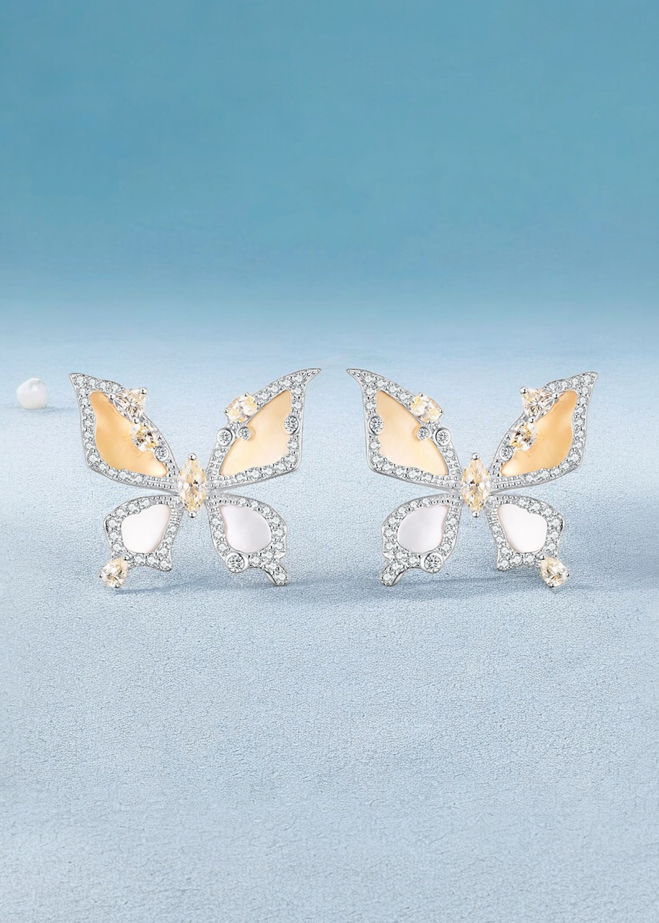 Papillon Glow Studs