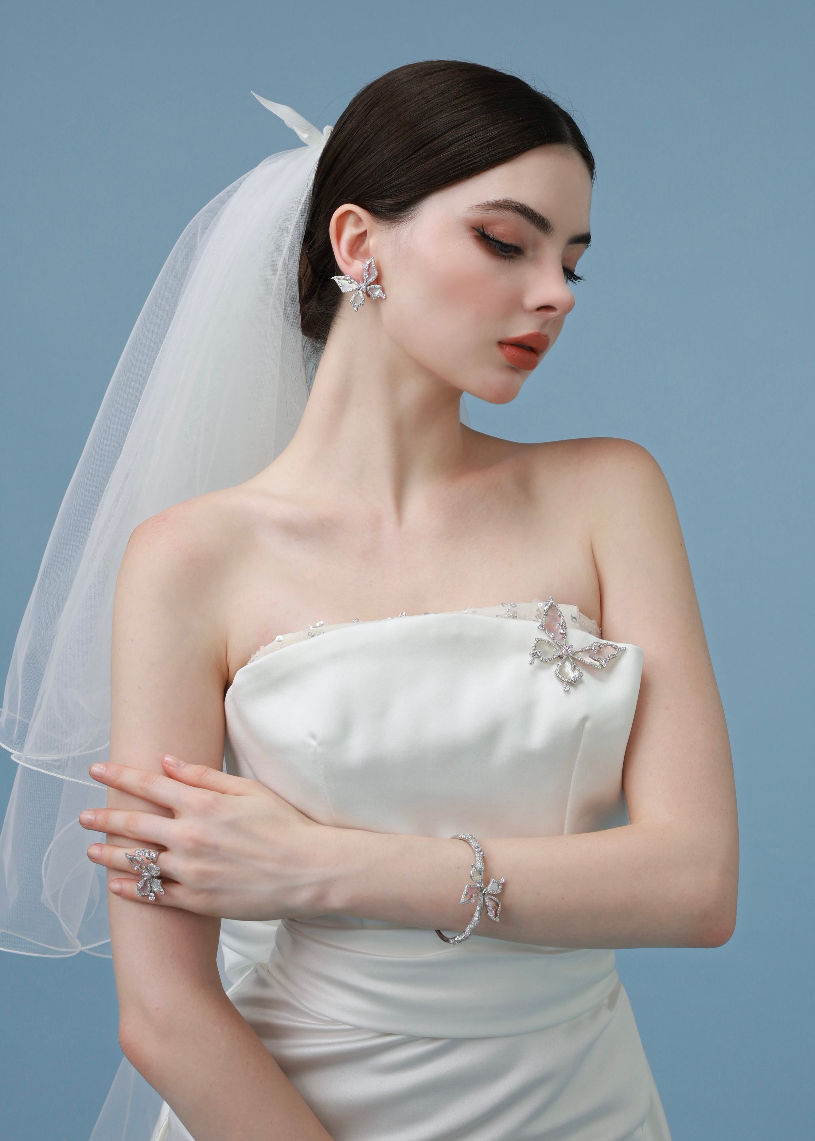 Lune Papillon Ring
