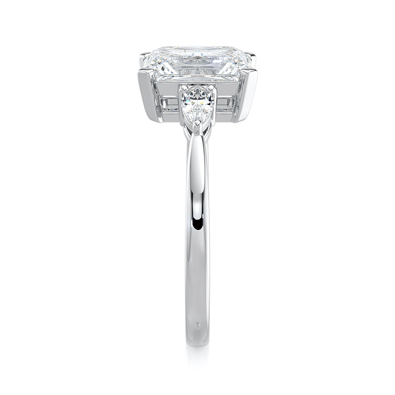 Amelia Lab Grown Diamond Engagement Ring