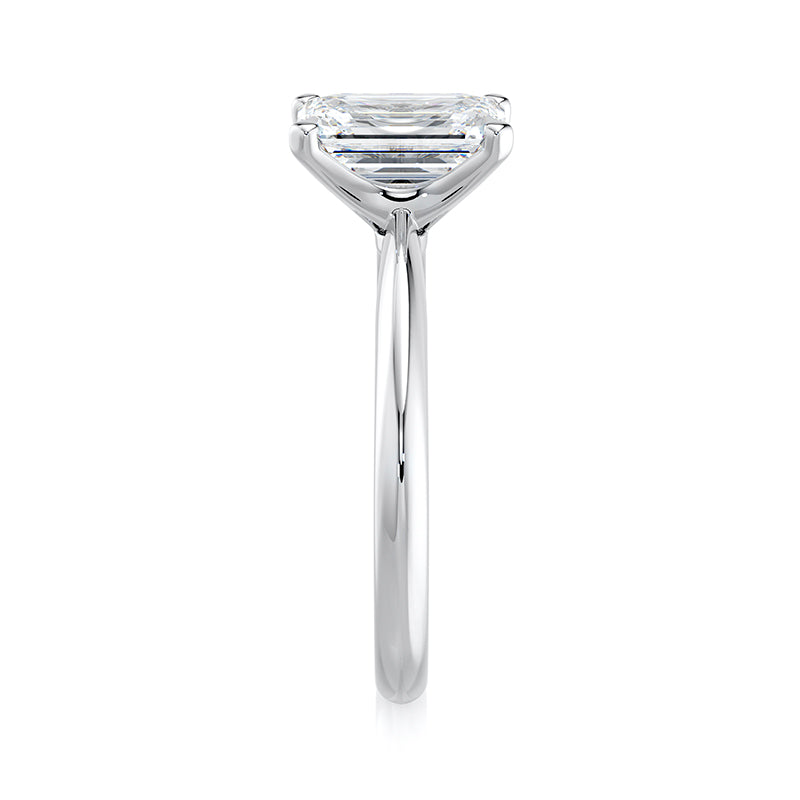 Isabella Lab Grown Diamond Engagement Ring