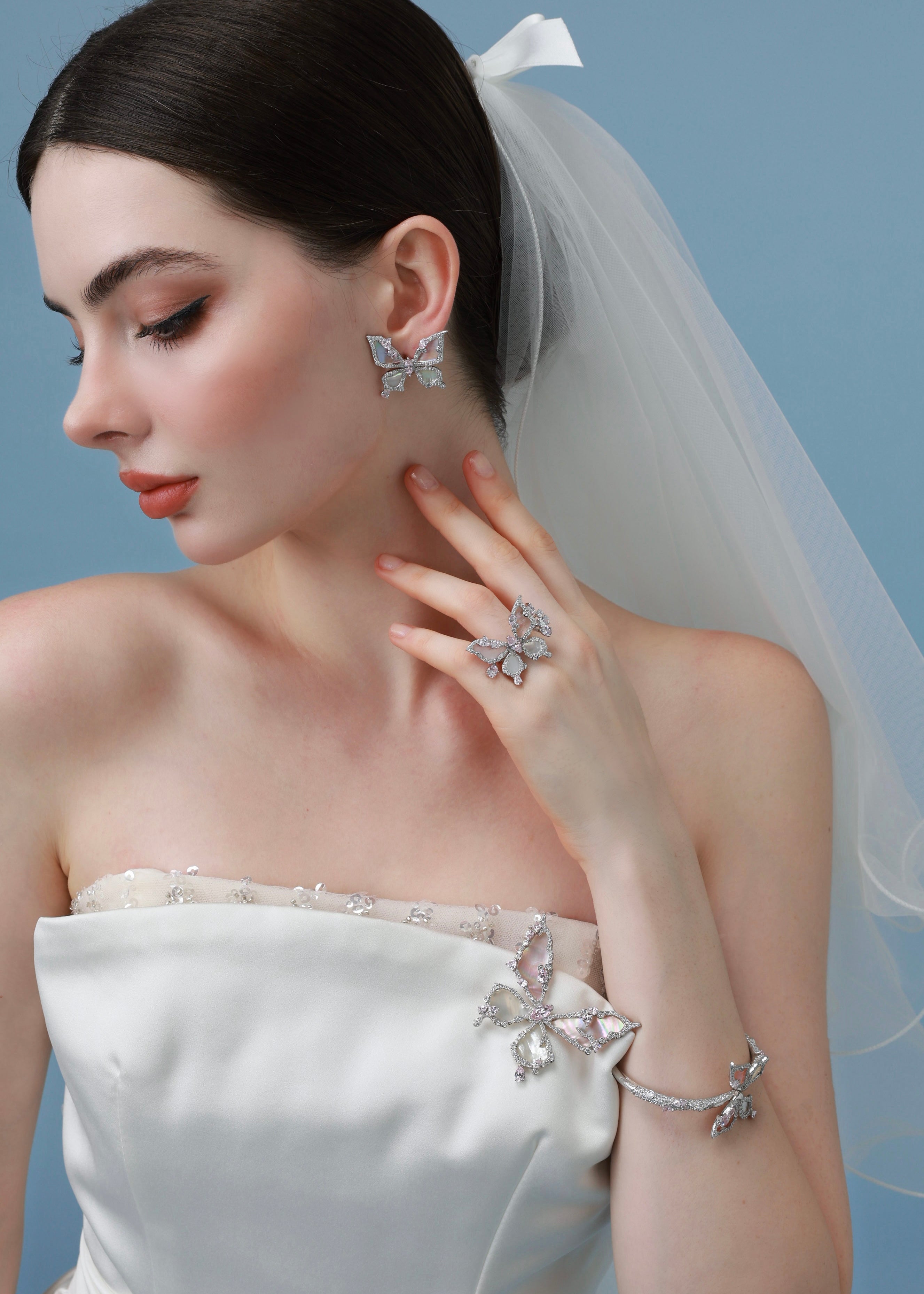 Lune Papillon Ring