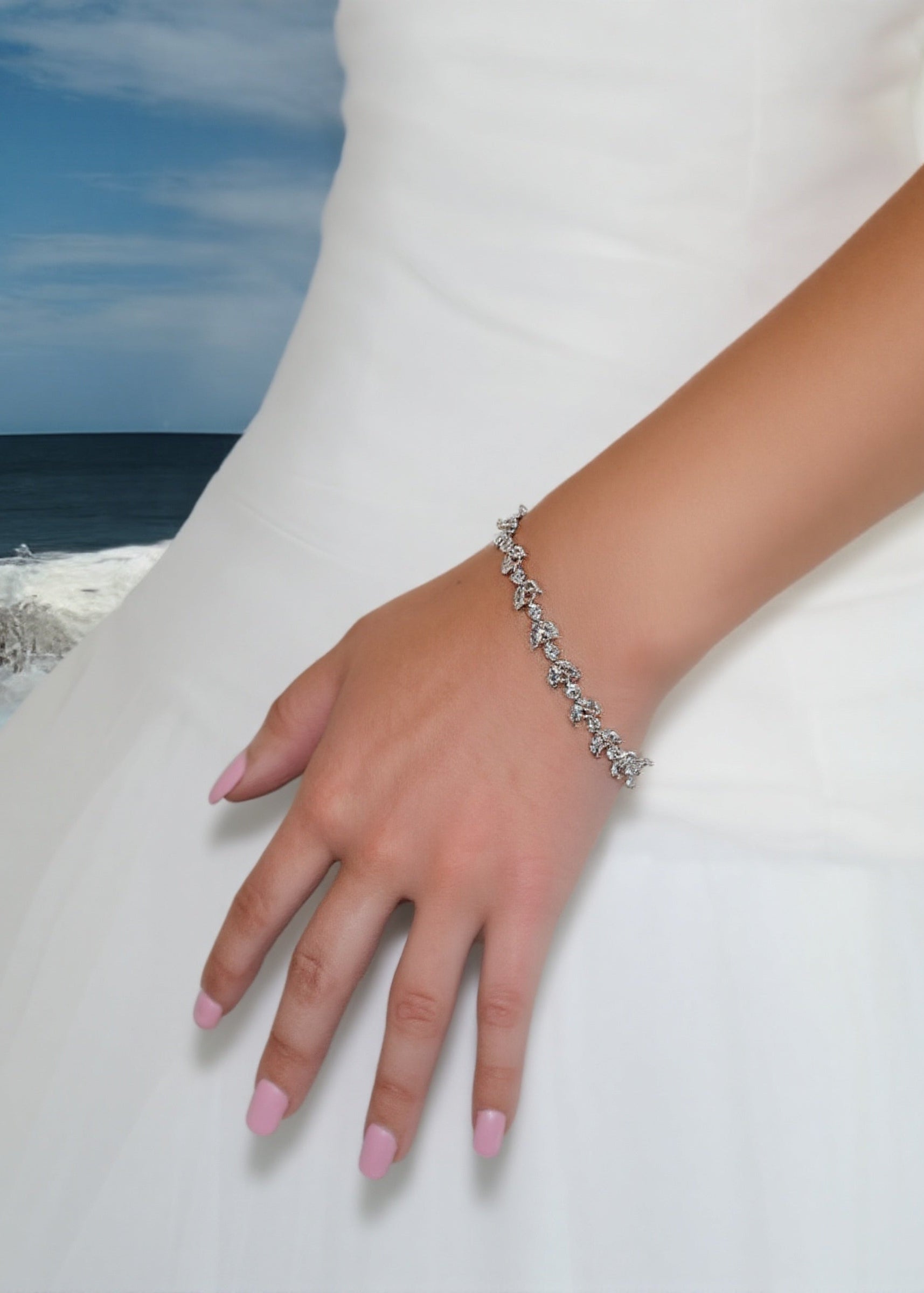 Frosted Bloom Bracelet