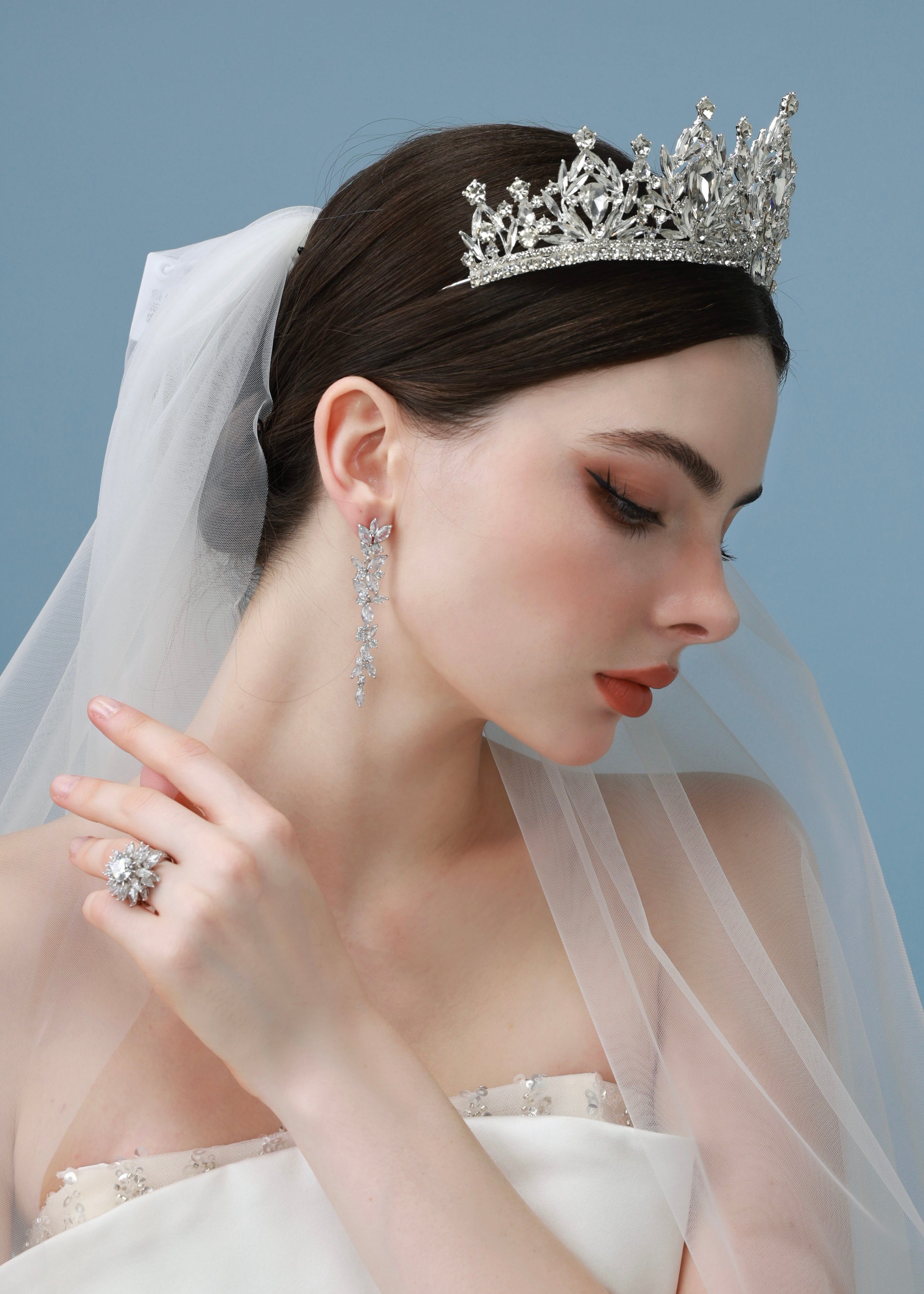 VICTORINE CRYSTAL CROWN