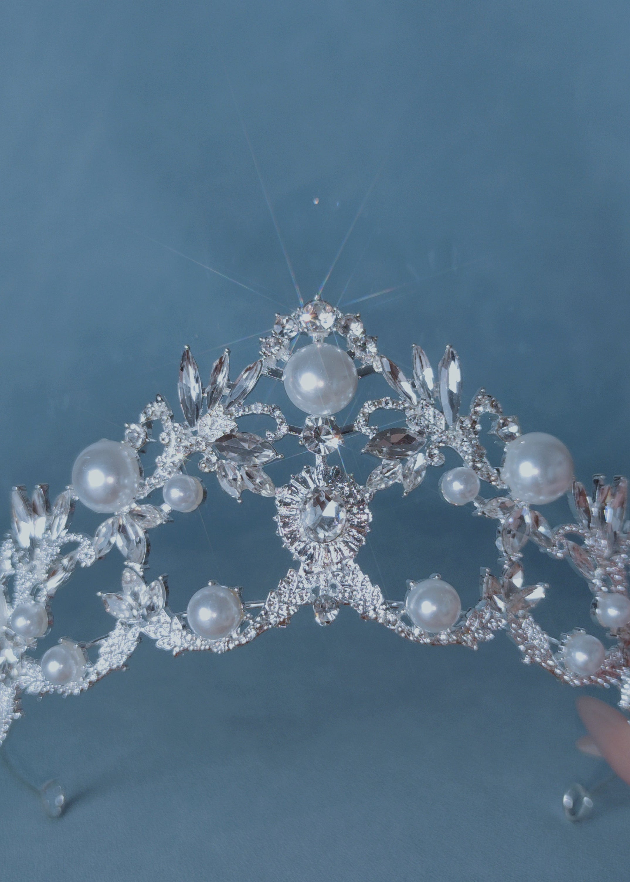 FLORESSE CROWN