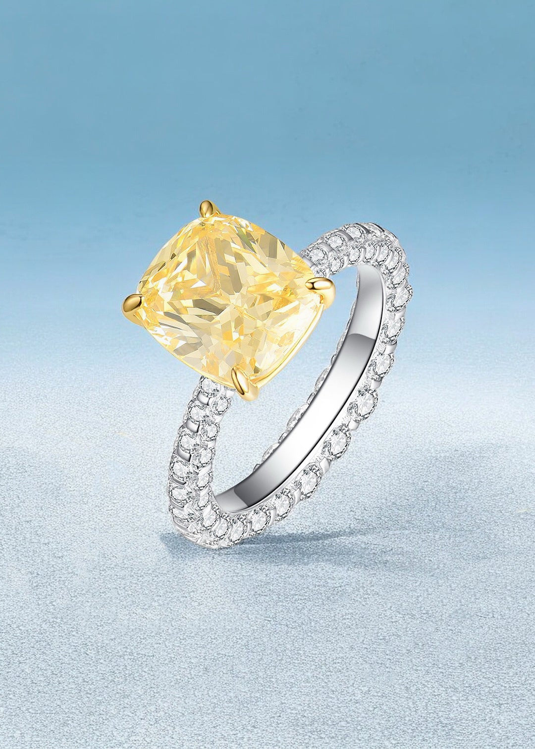 Éclat Cushion Ring