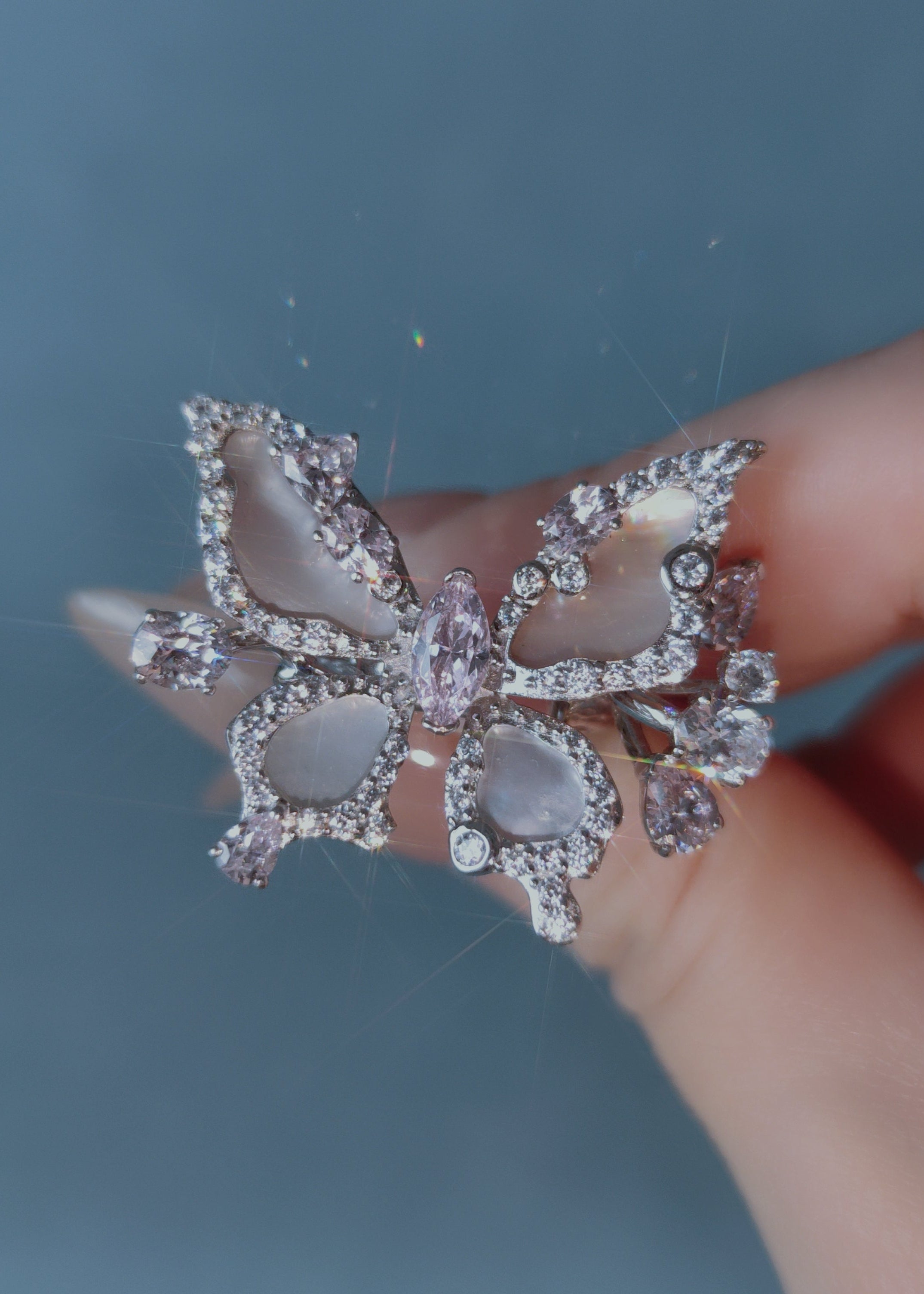 Lune Papillon Ring