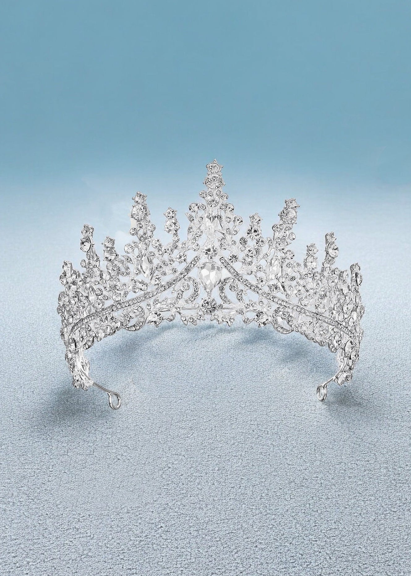 VICTORINE CRYSTAL CROWN