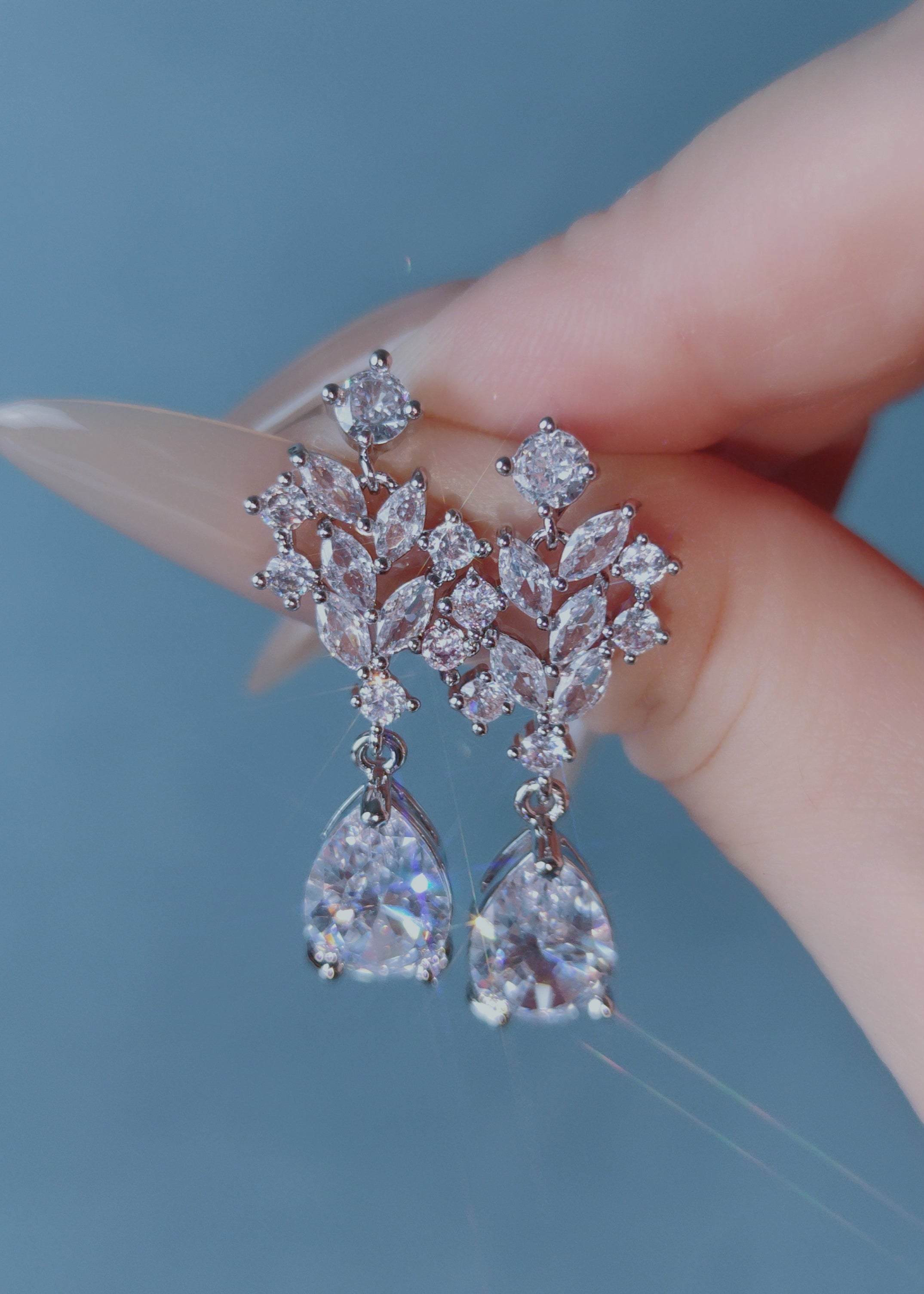 Lilyvine Drop Earrings
