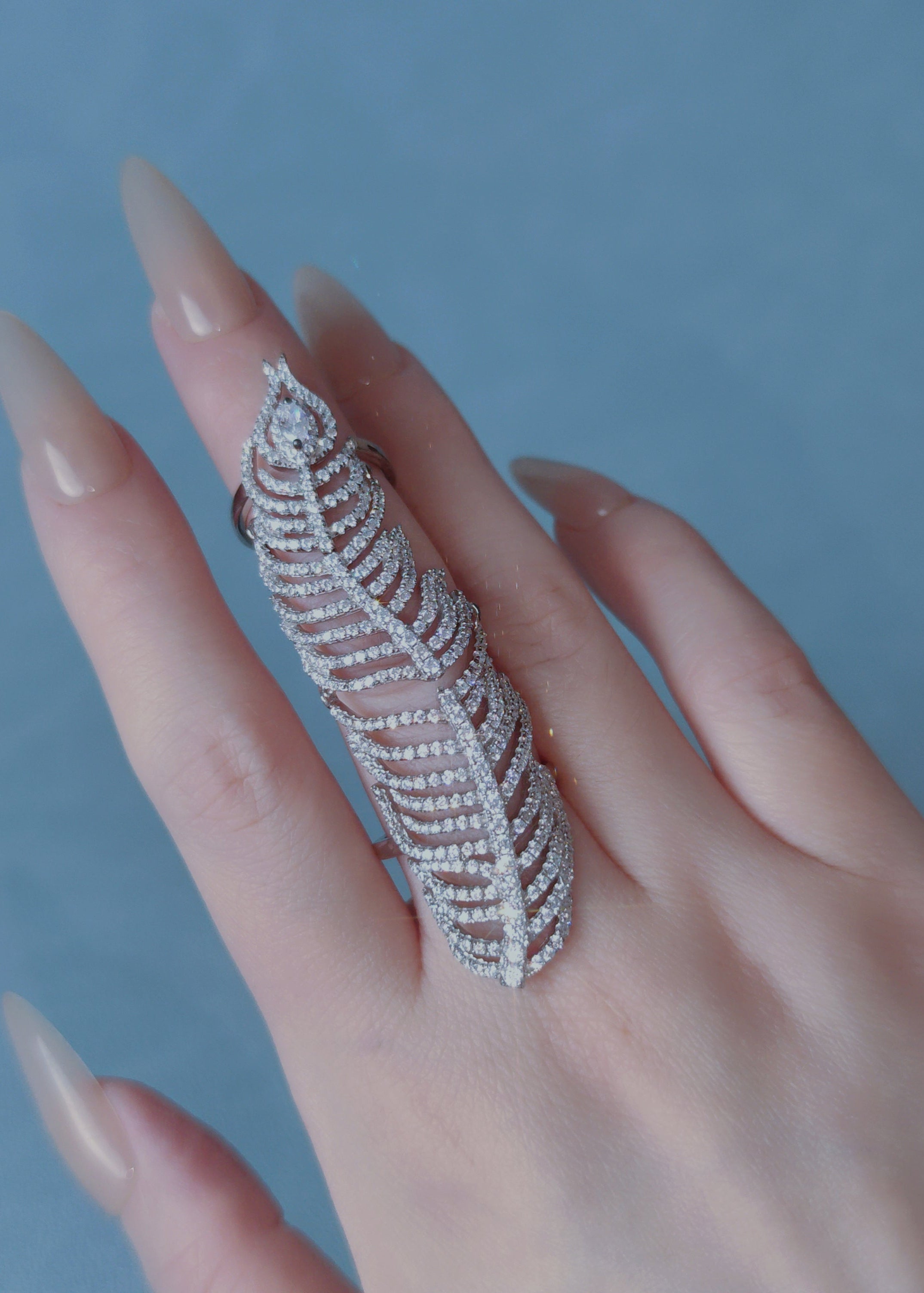 Plume Crest Ring