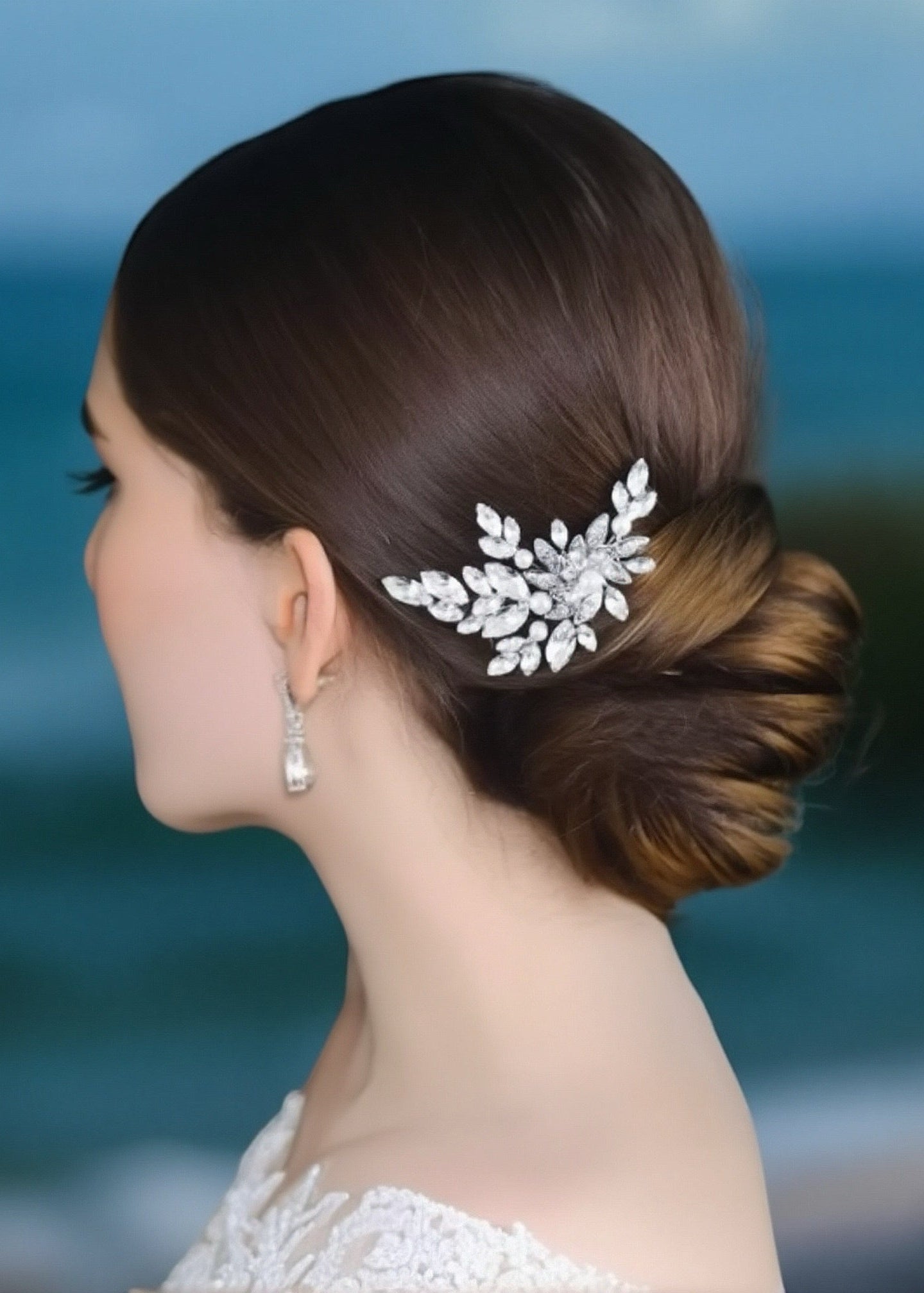 Frosted Petal Comb