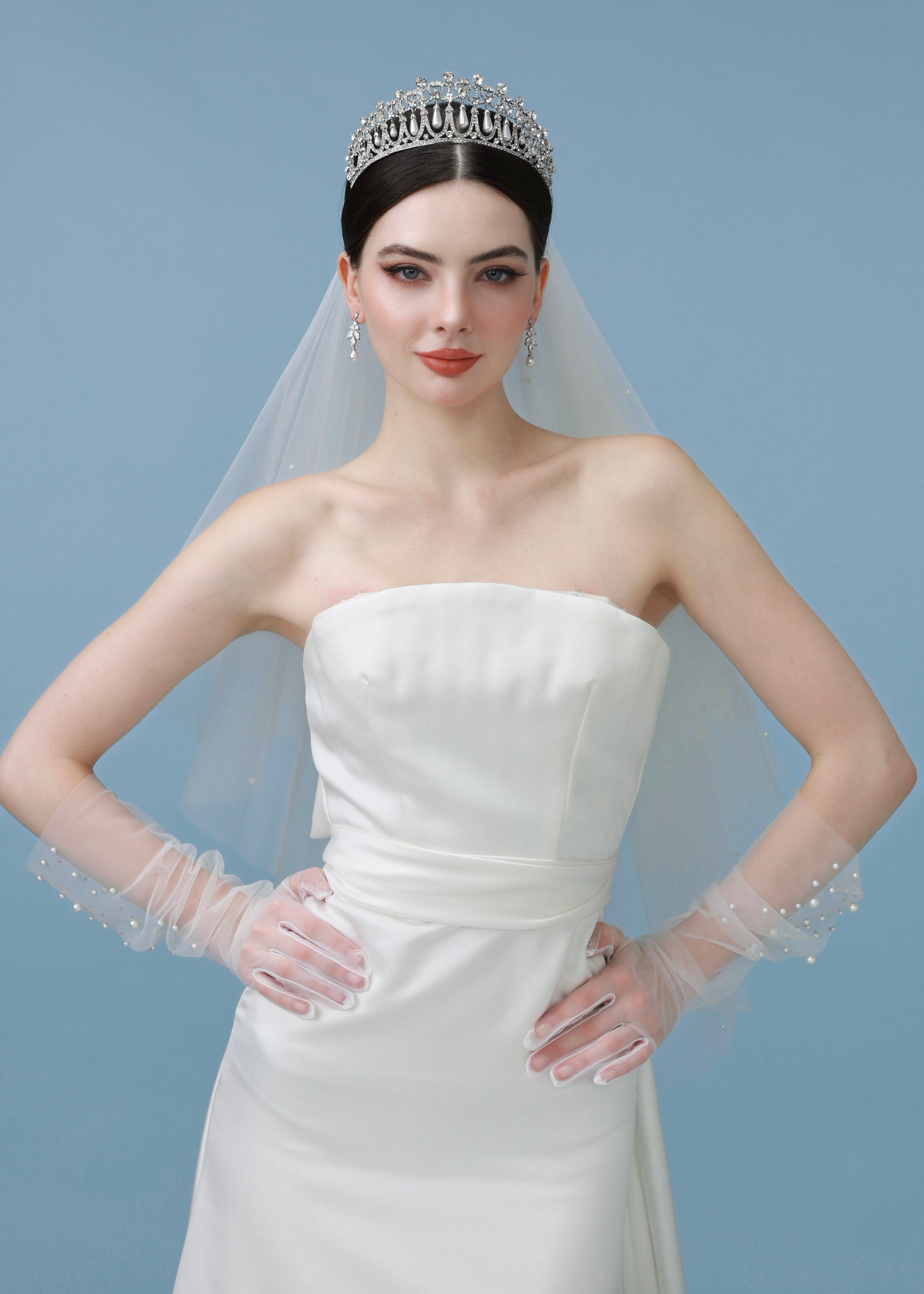 Arabelle Pearl Crown