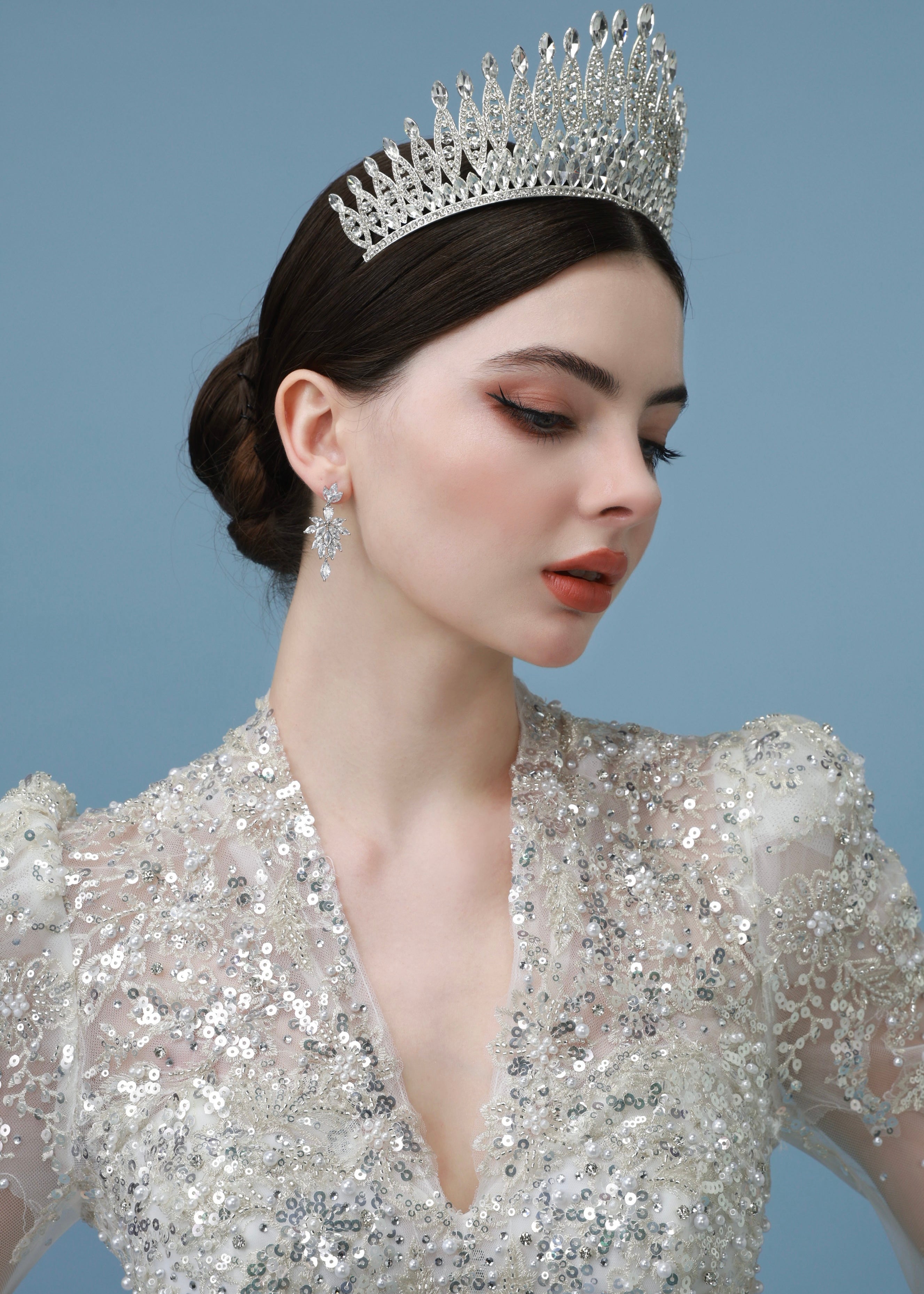 ASTORIA HIGH CROWN