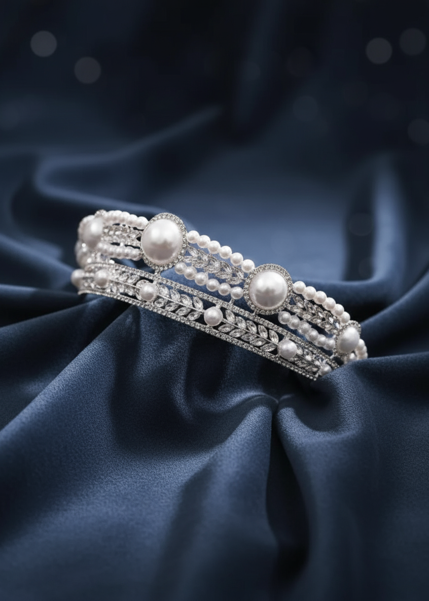 Regency Pearl Crown