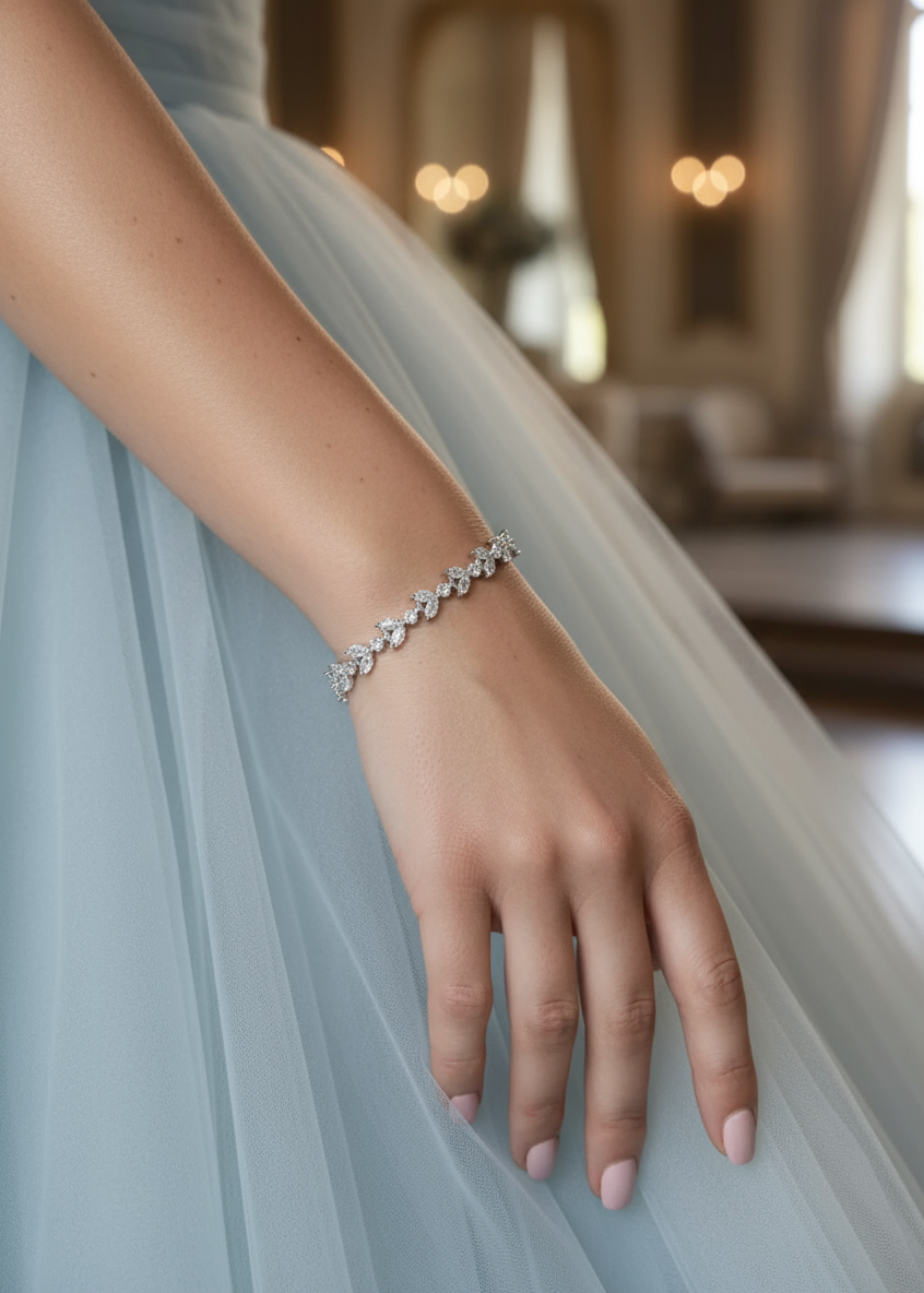 Frosted Bloom Bracelet