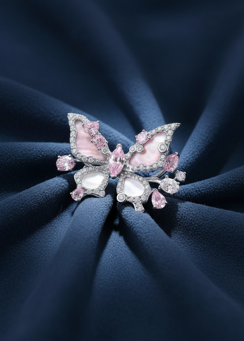 Lune Papillon Ring
