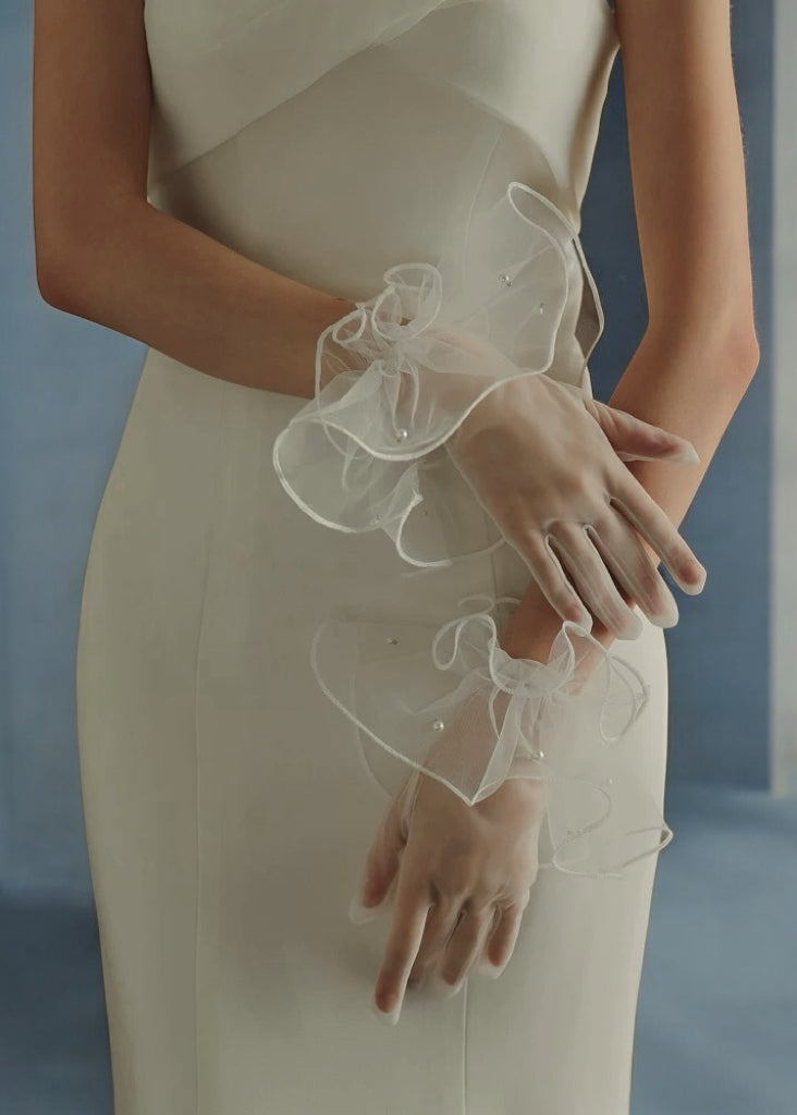 Pearl Ruffle Tulle Gloves