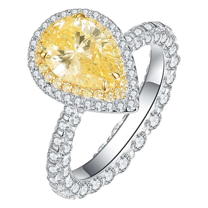 Éclat Pear Ring