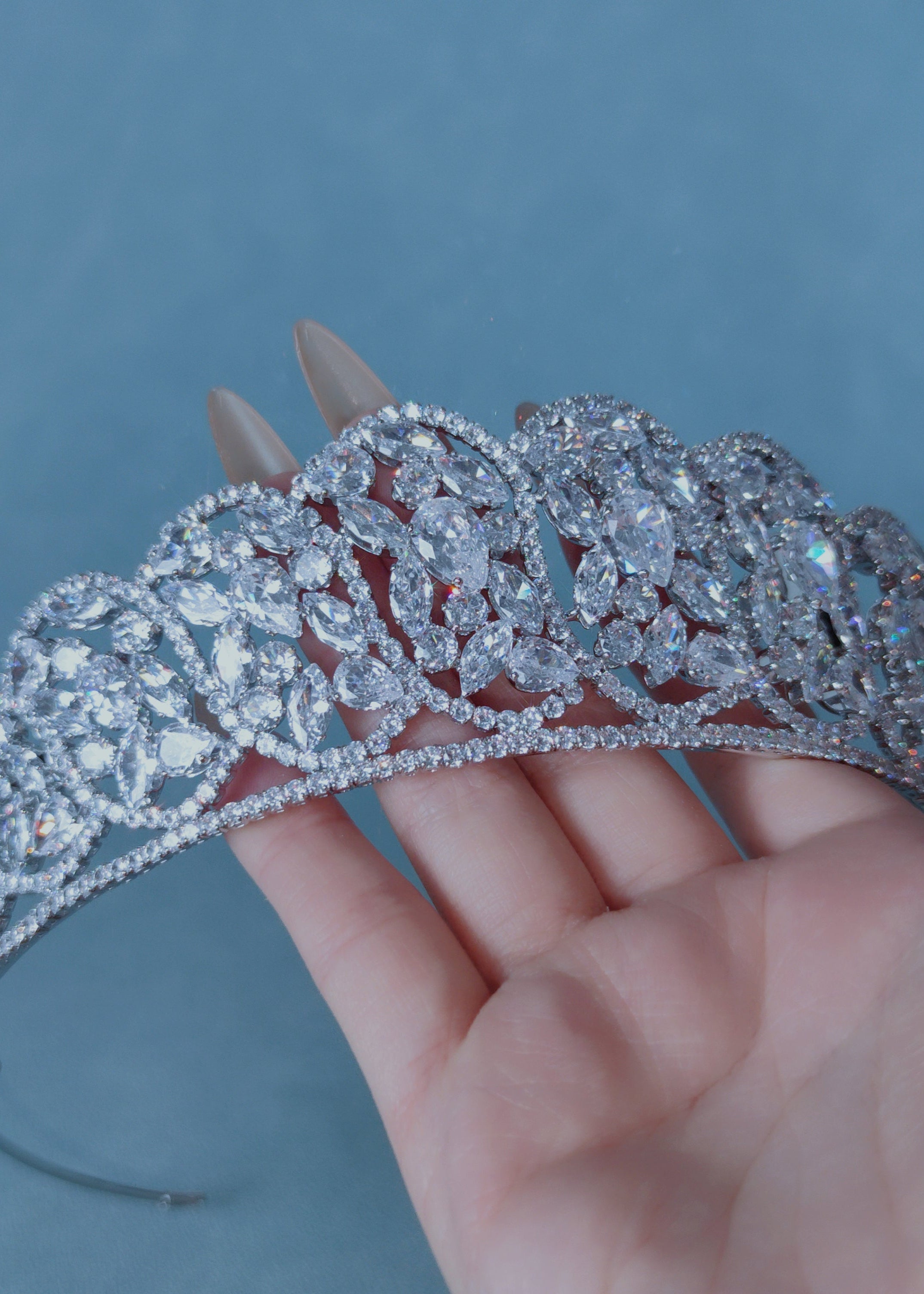 Delphine Grand Tiara