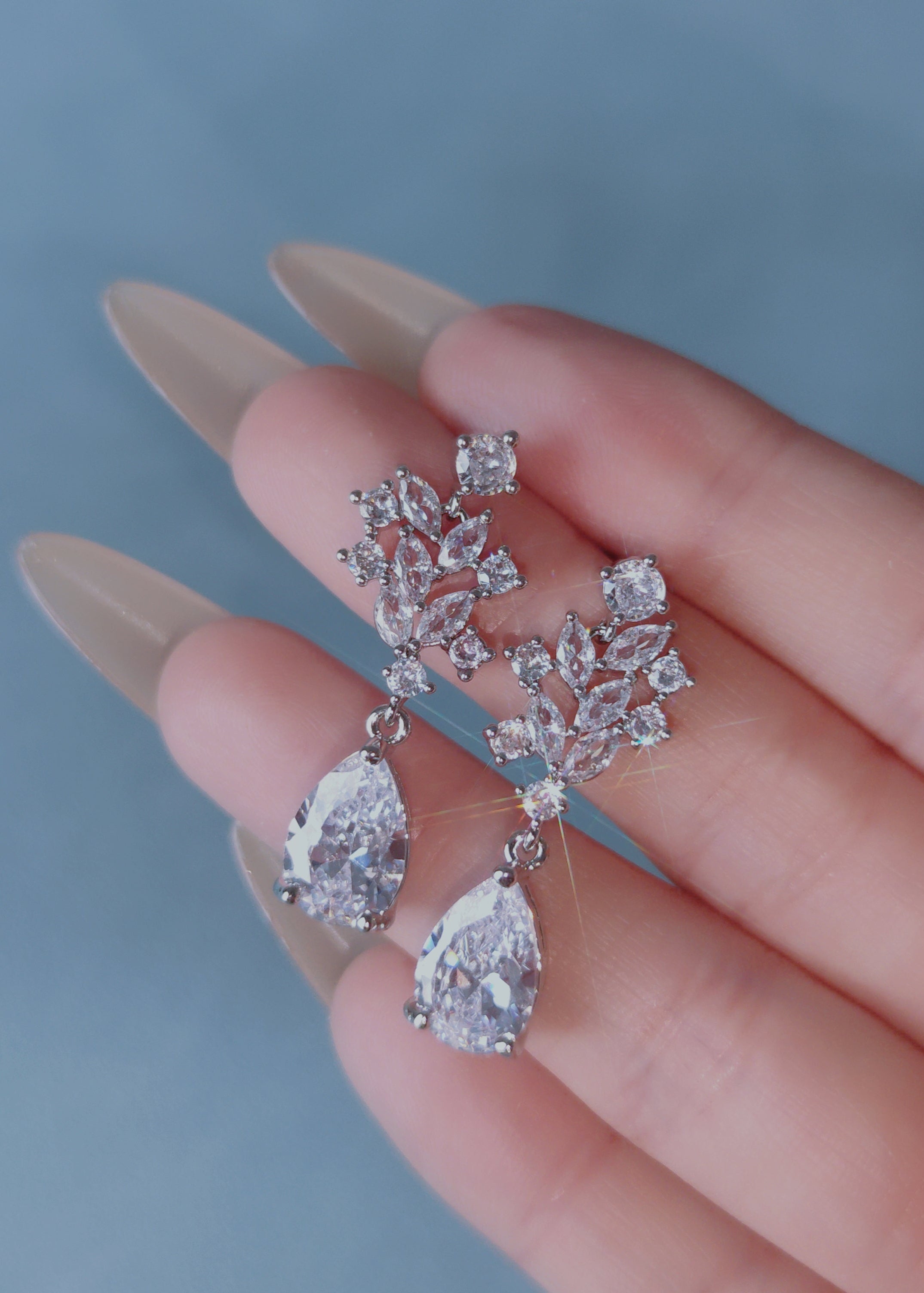 Lilyvine Drop Earrings