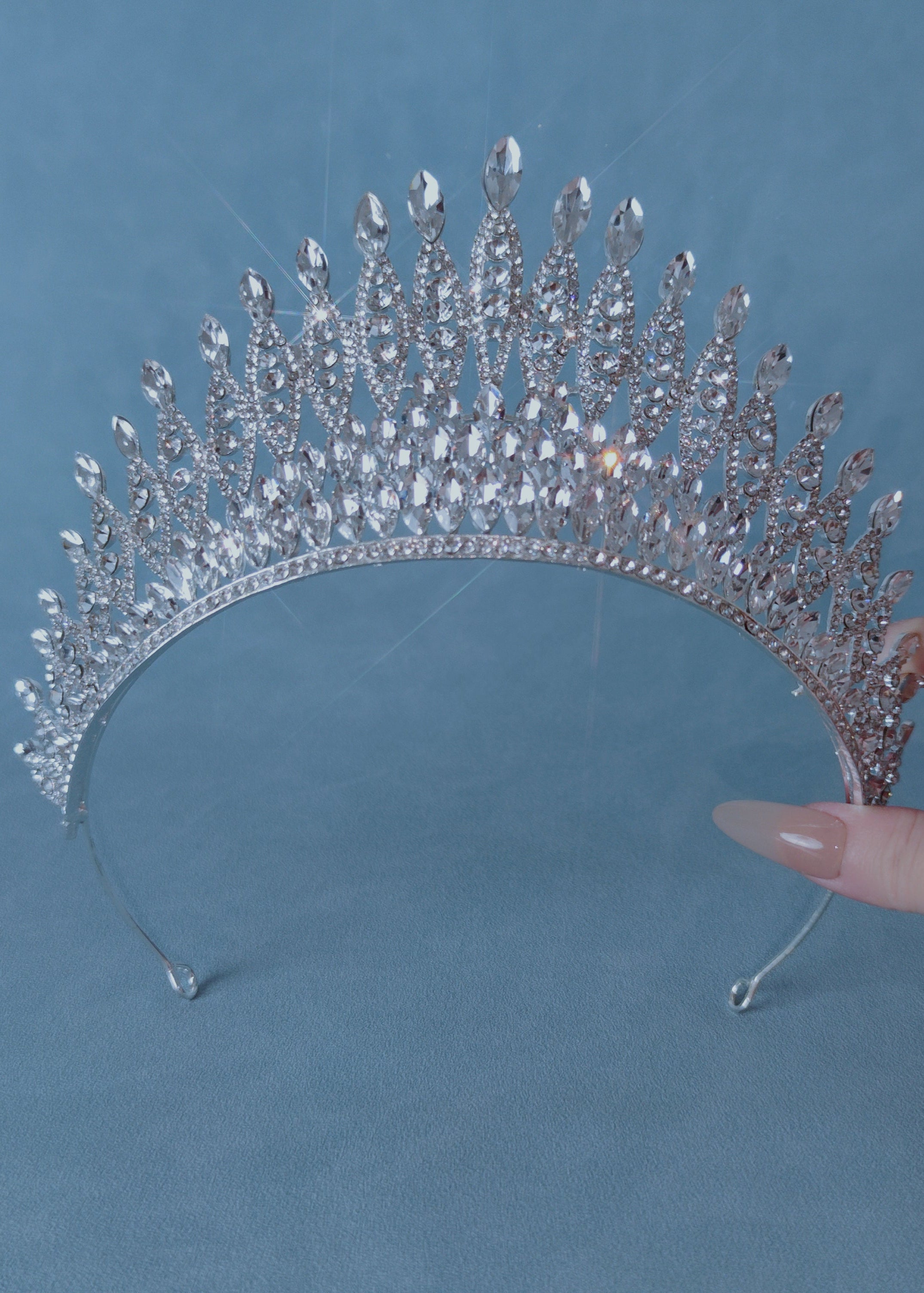 ASTORIA HIGH CROWN