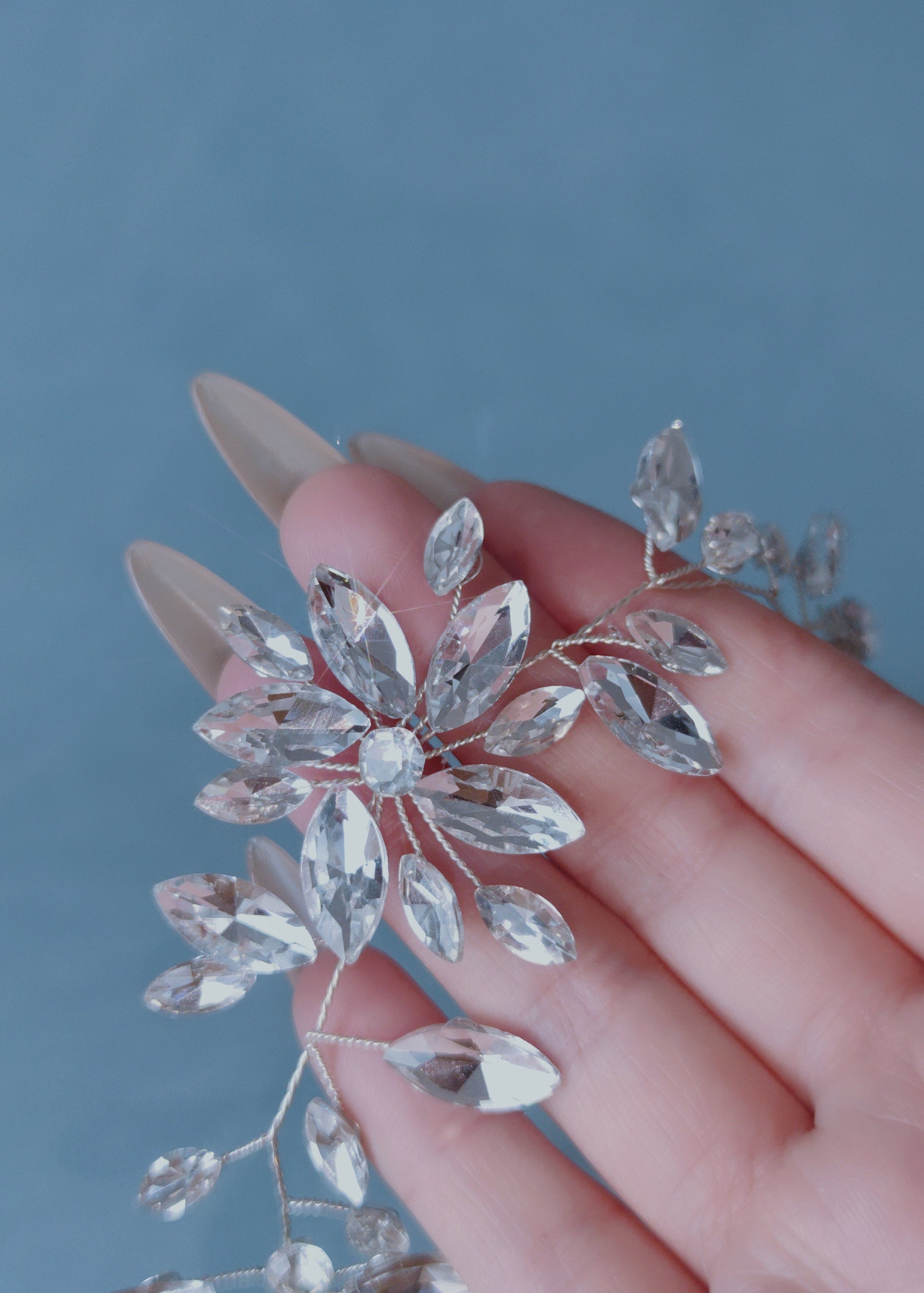 Lior Crystal Vine
