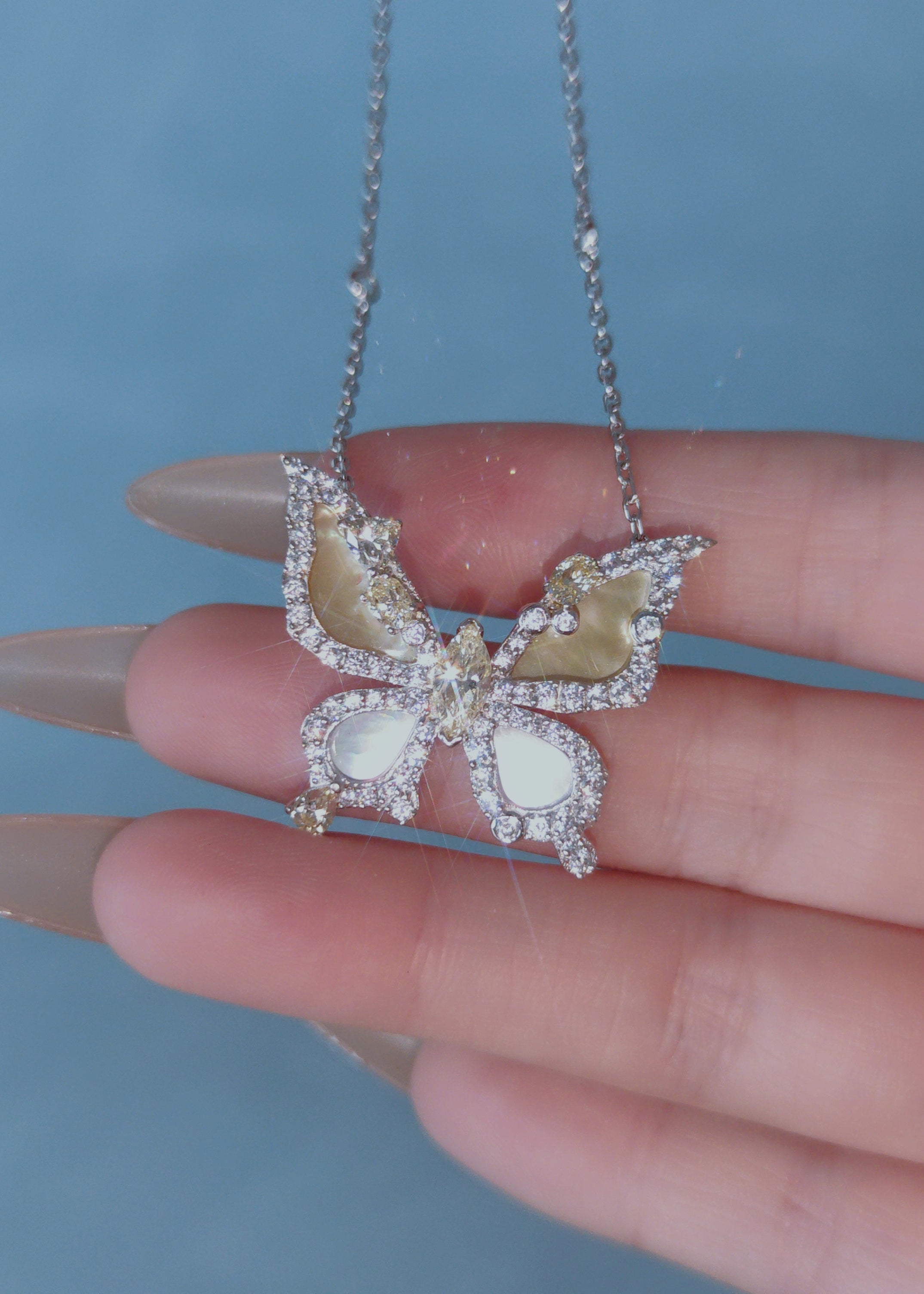 Papillon Classic Necklace