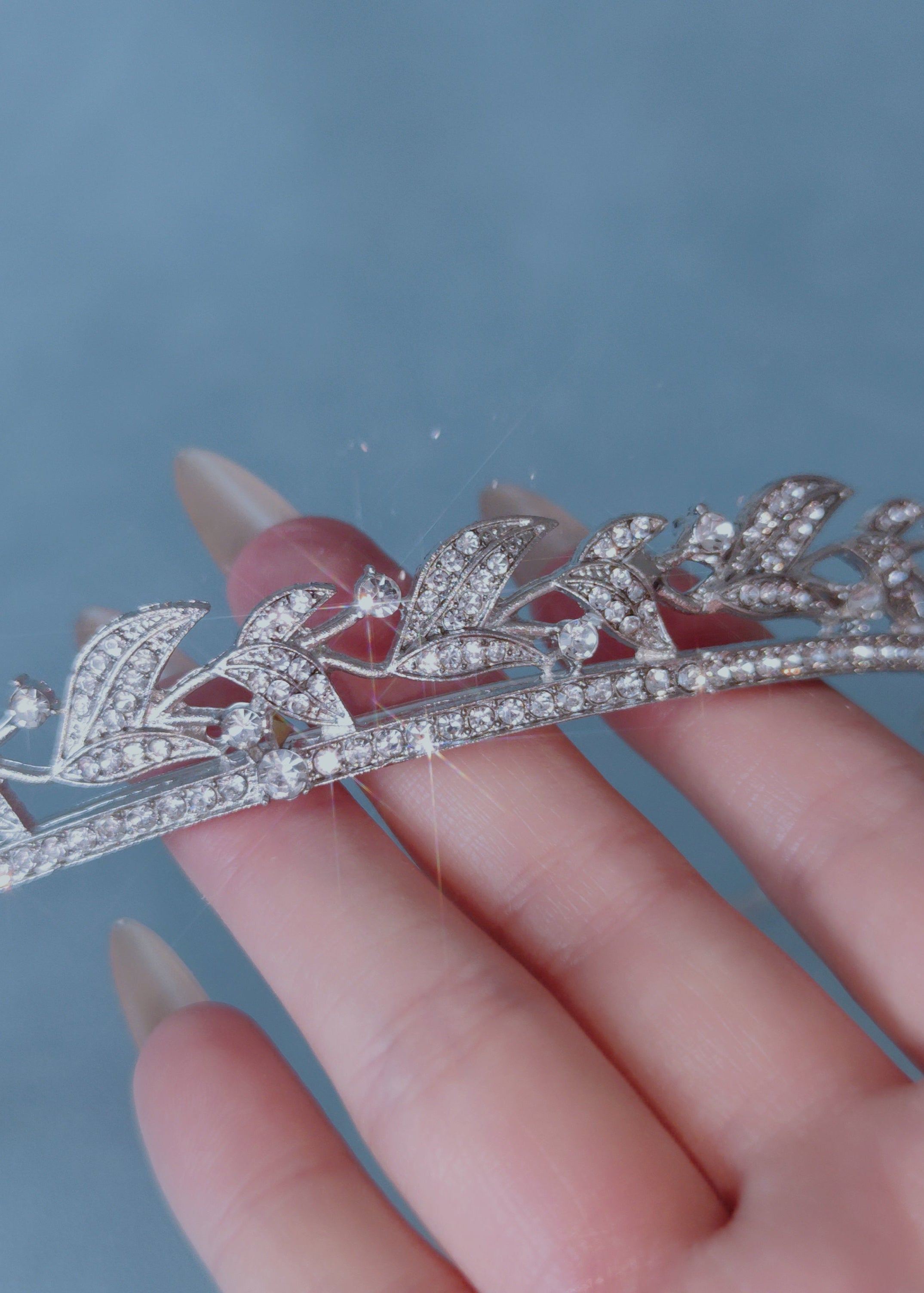 LAUREL VINE TIARA