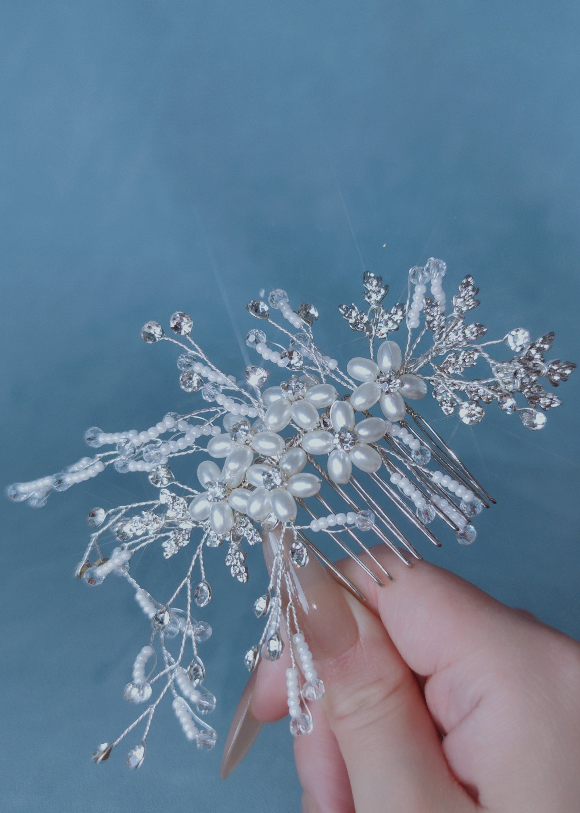 Ocean Bloom Comb