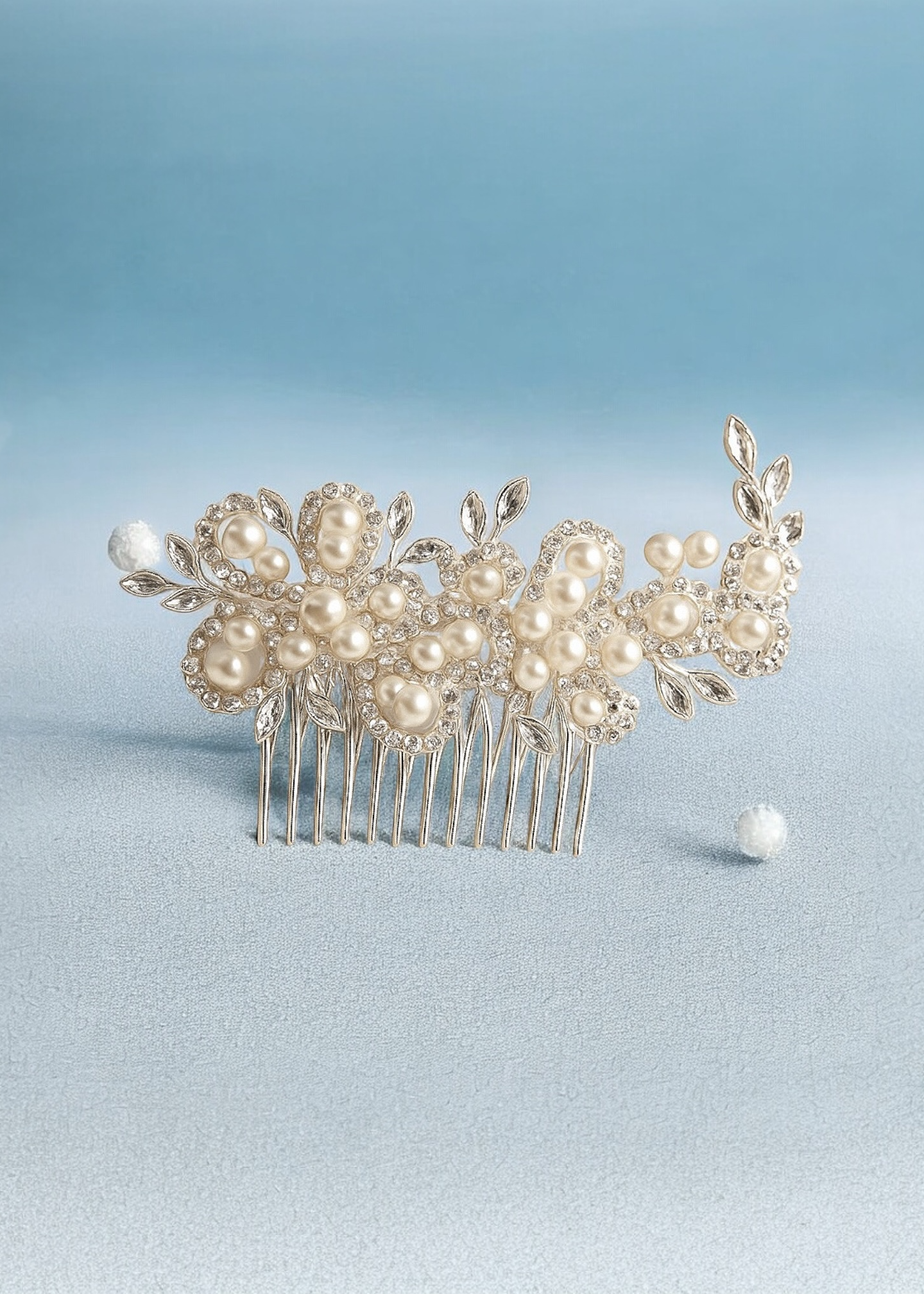 Celeste Pearl Comb