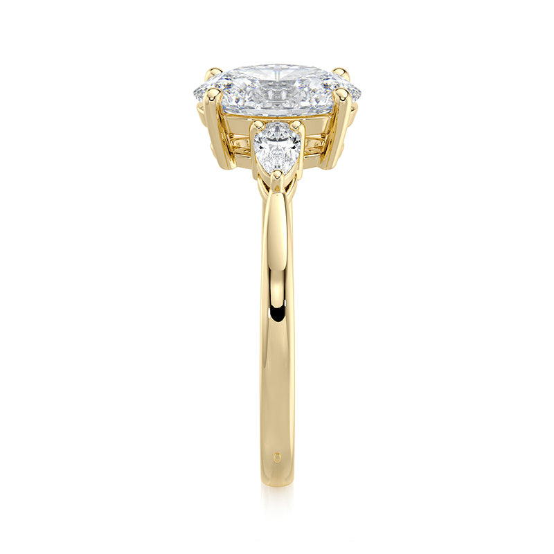 Amelia Lab Grown Diamond Engagement Ring