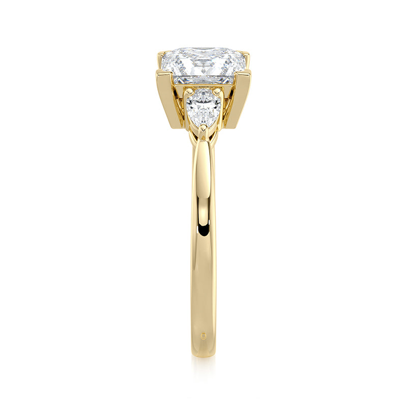 Amelia Lab Grown Diamond Engagement Ring
