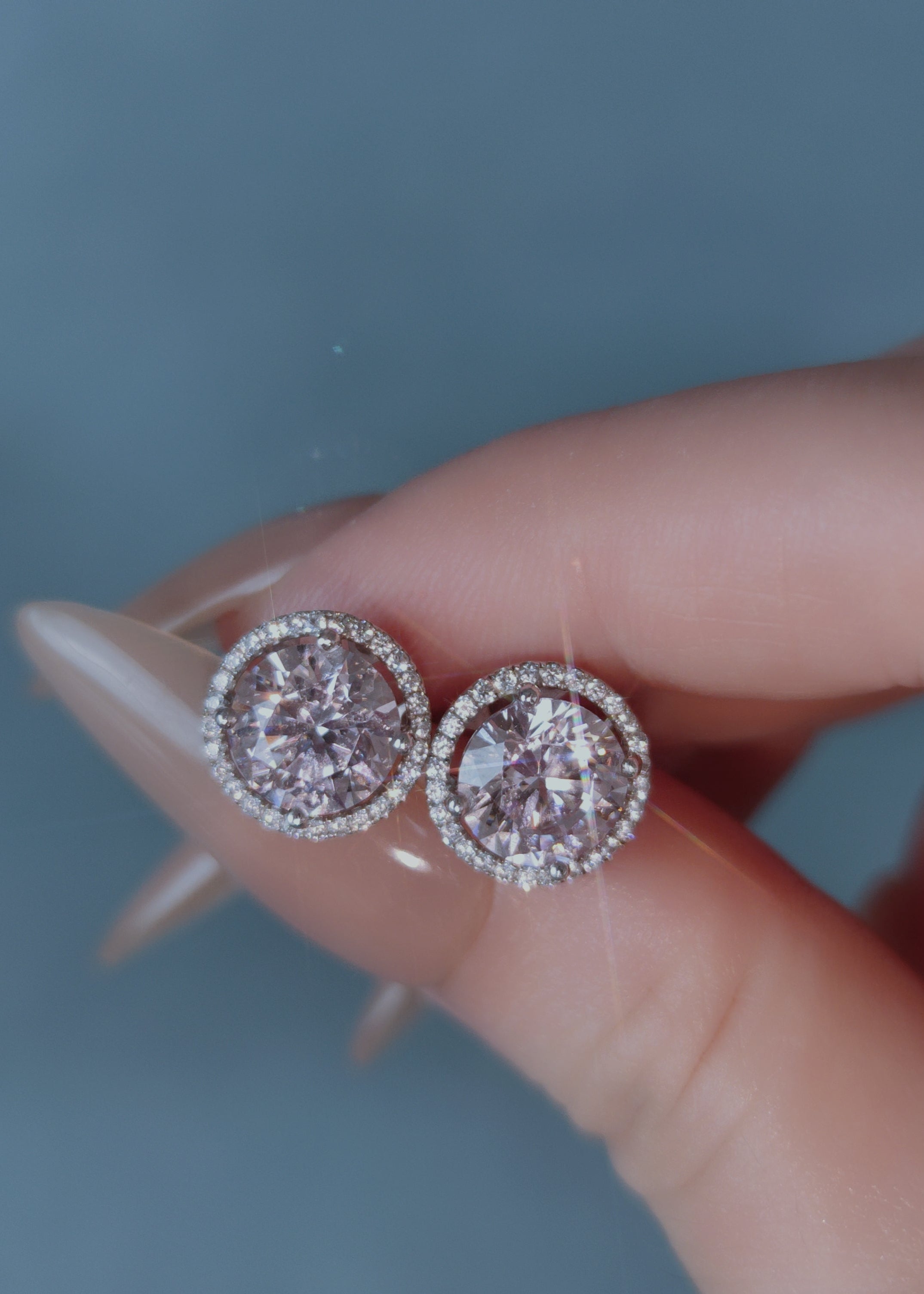 Lune Halo Studs