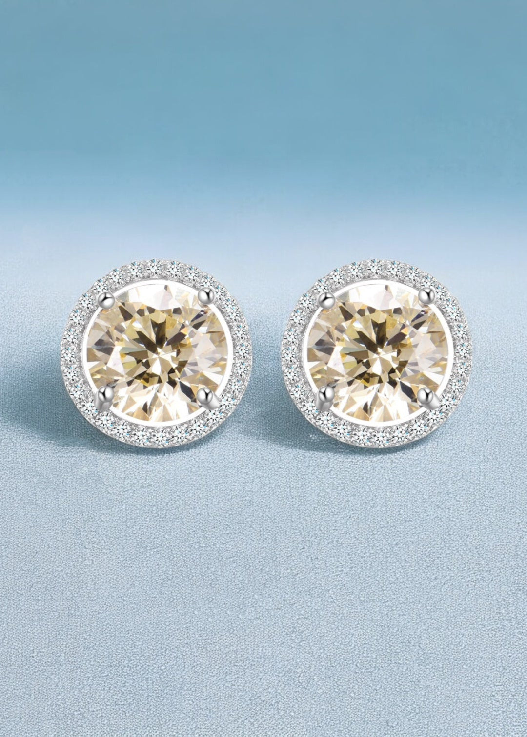 Lune Halo Studs