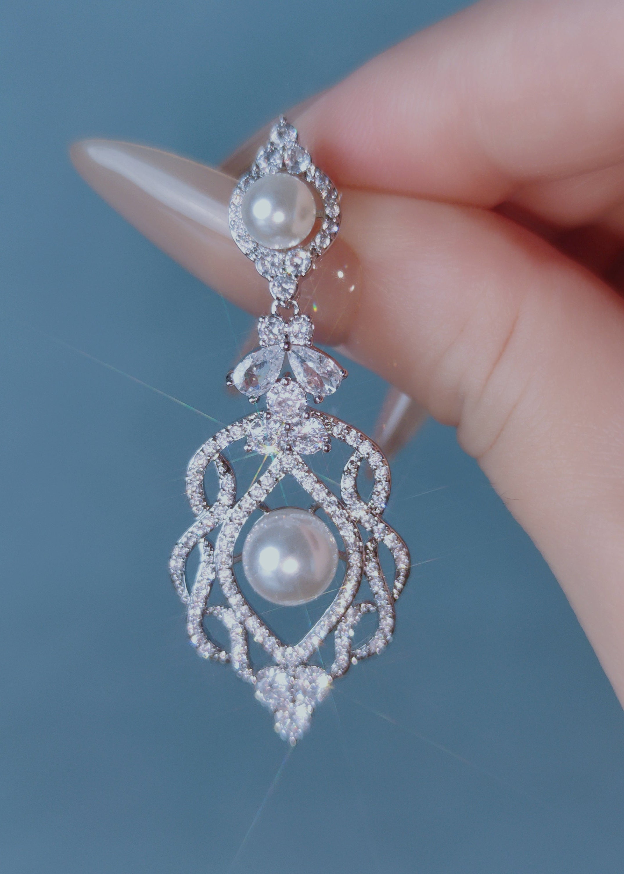 PEARL EMBRACE DROP