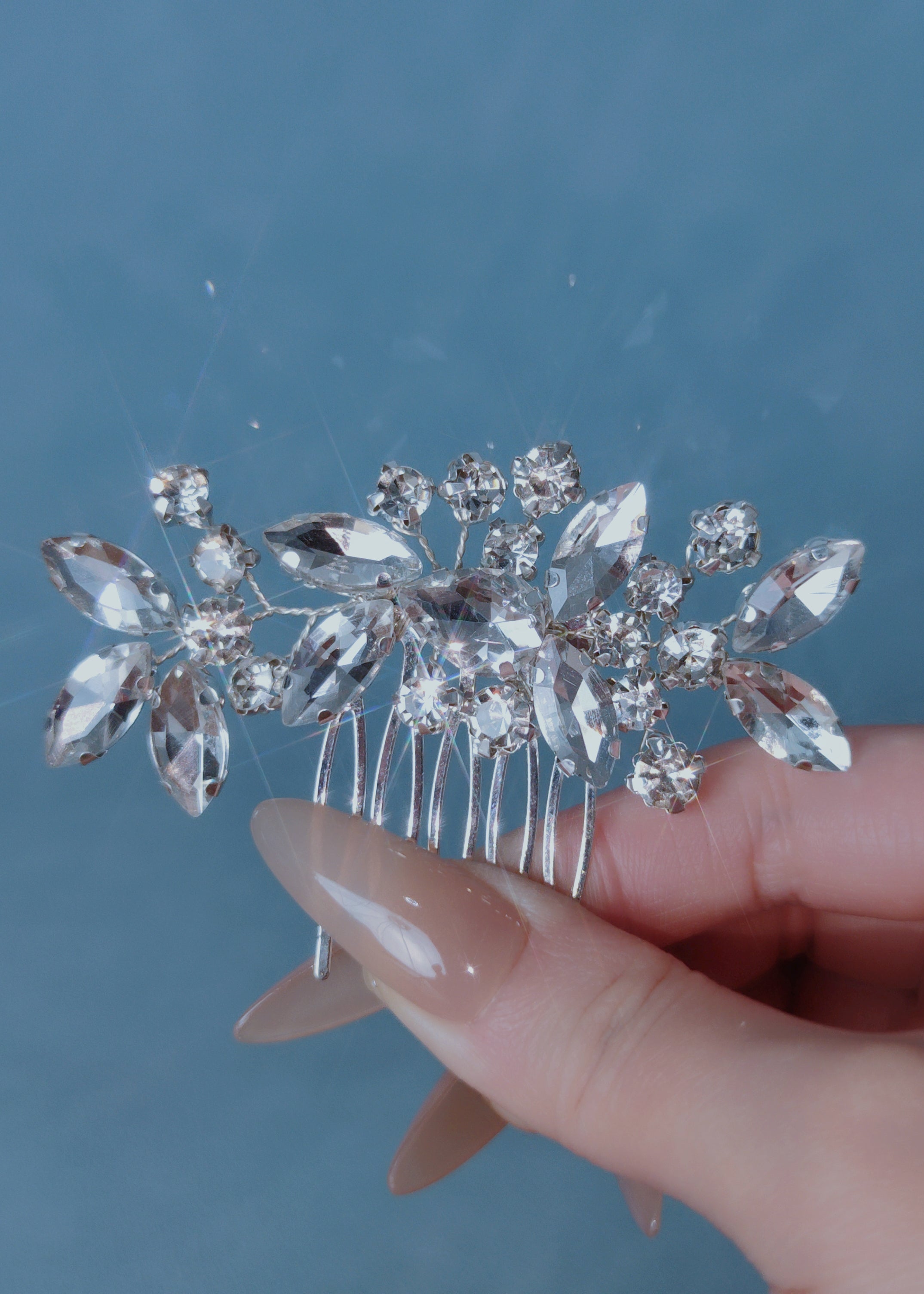 Nova Crystal Comb