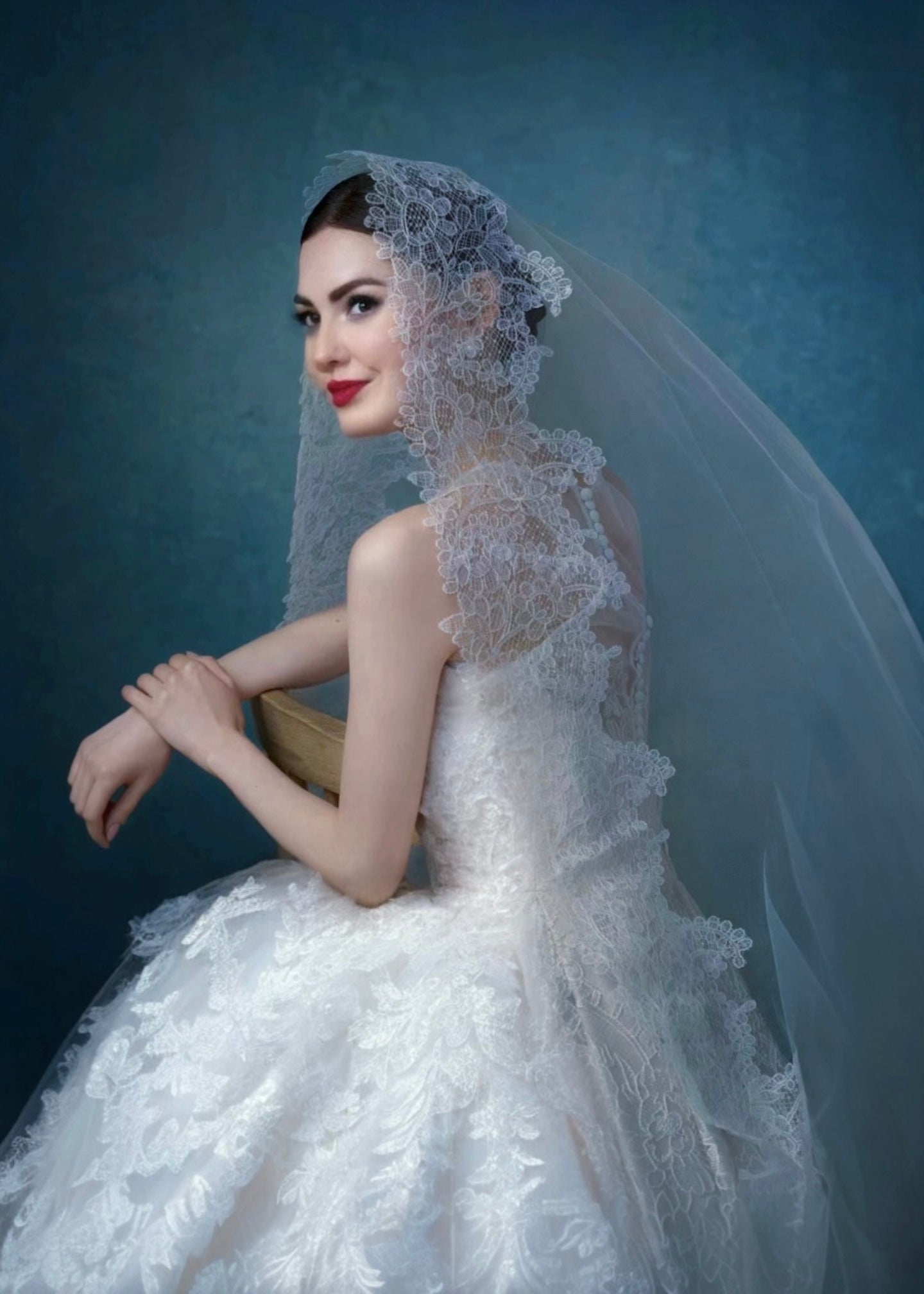 Mantilla Lace Veil
