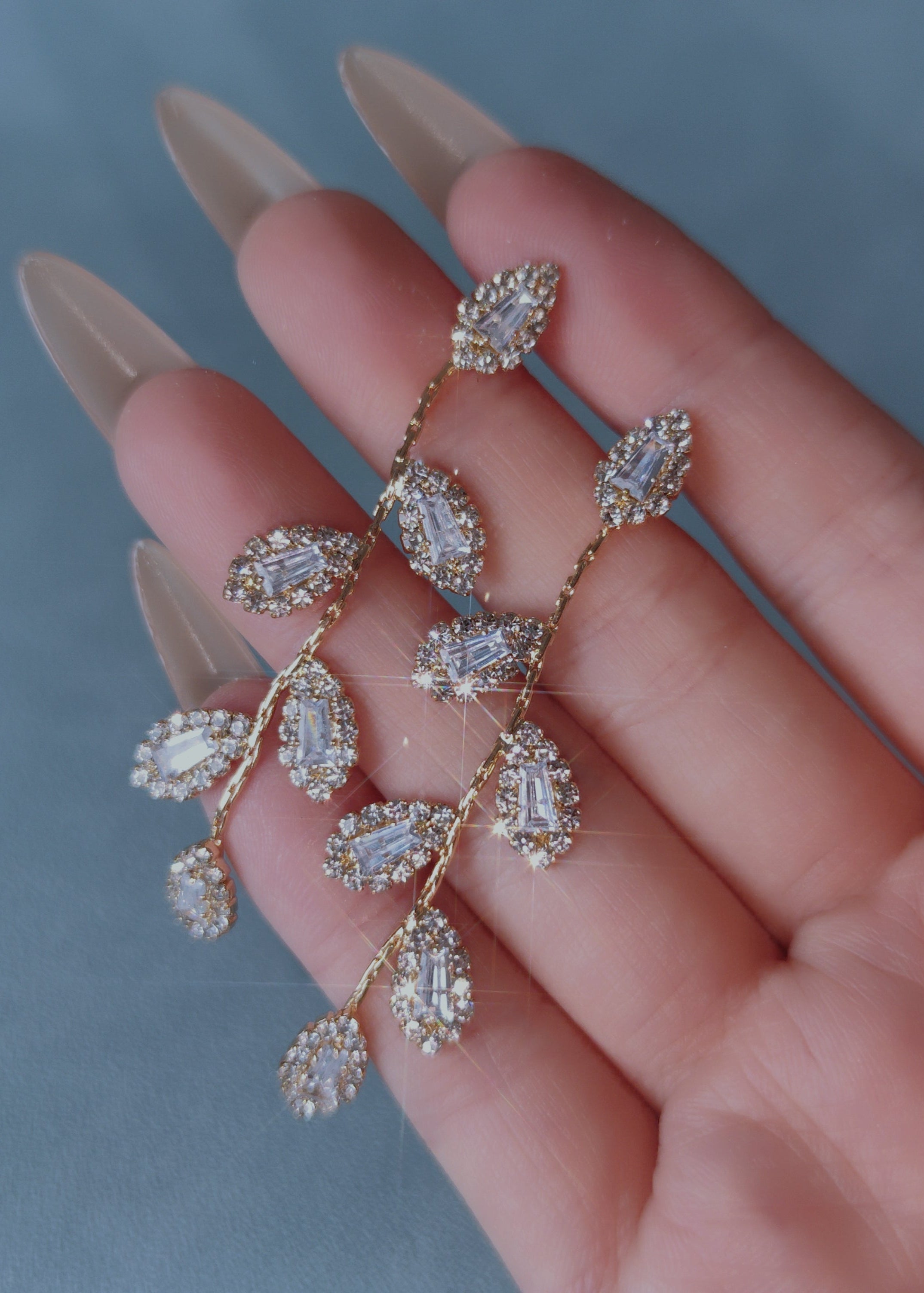Laurel Drop Earrings