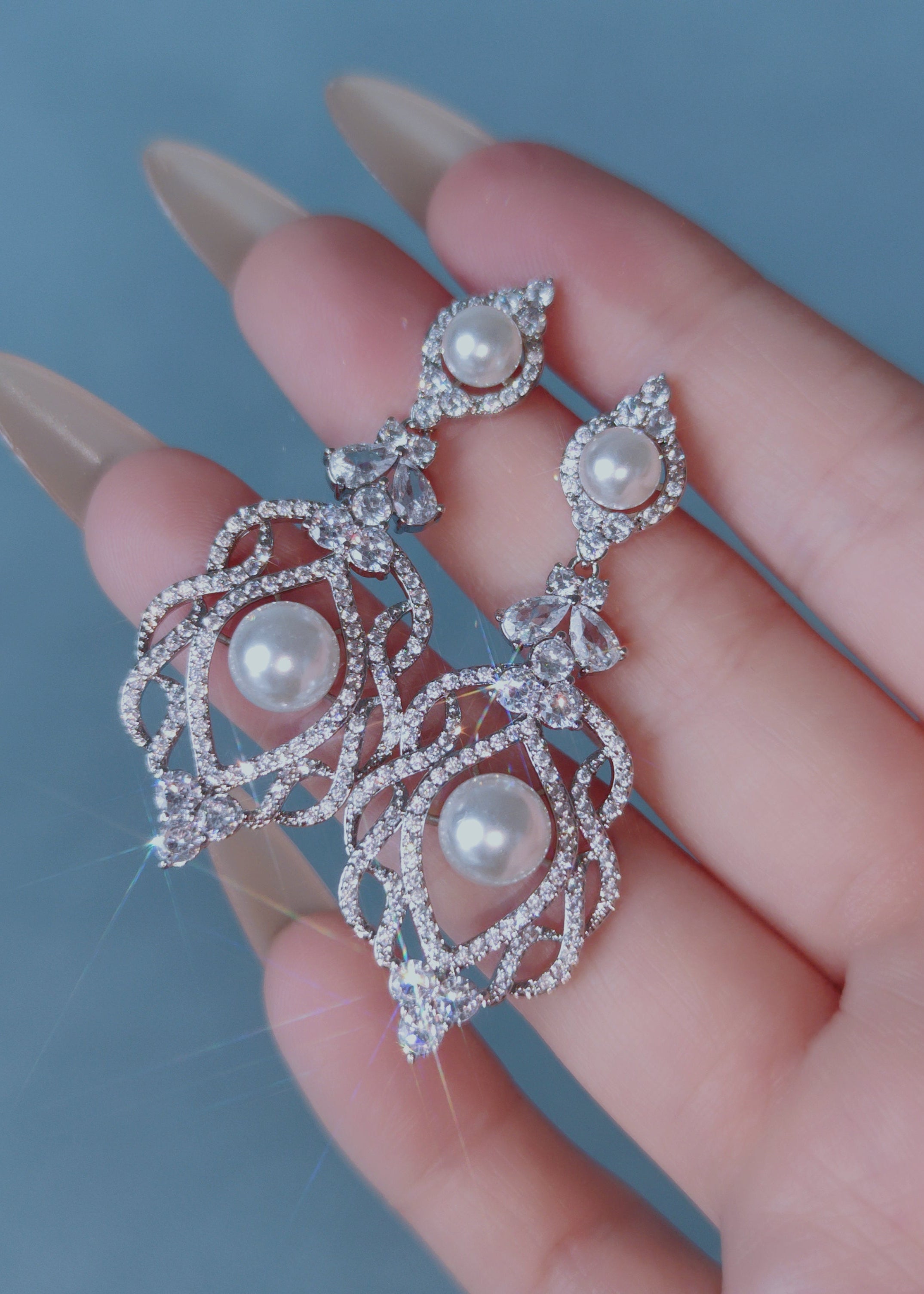 PEARL EMBRACE DROP