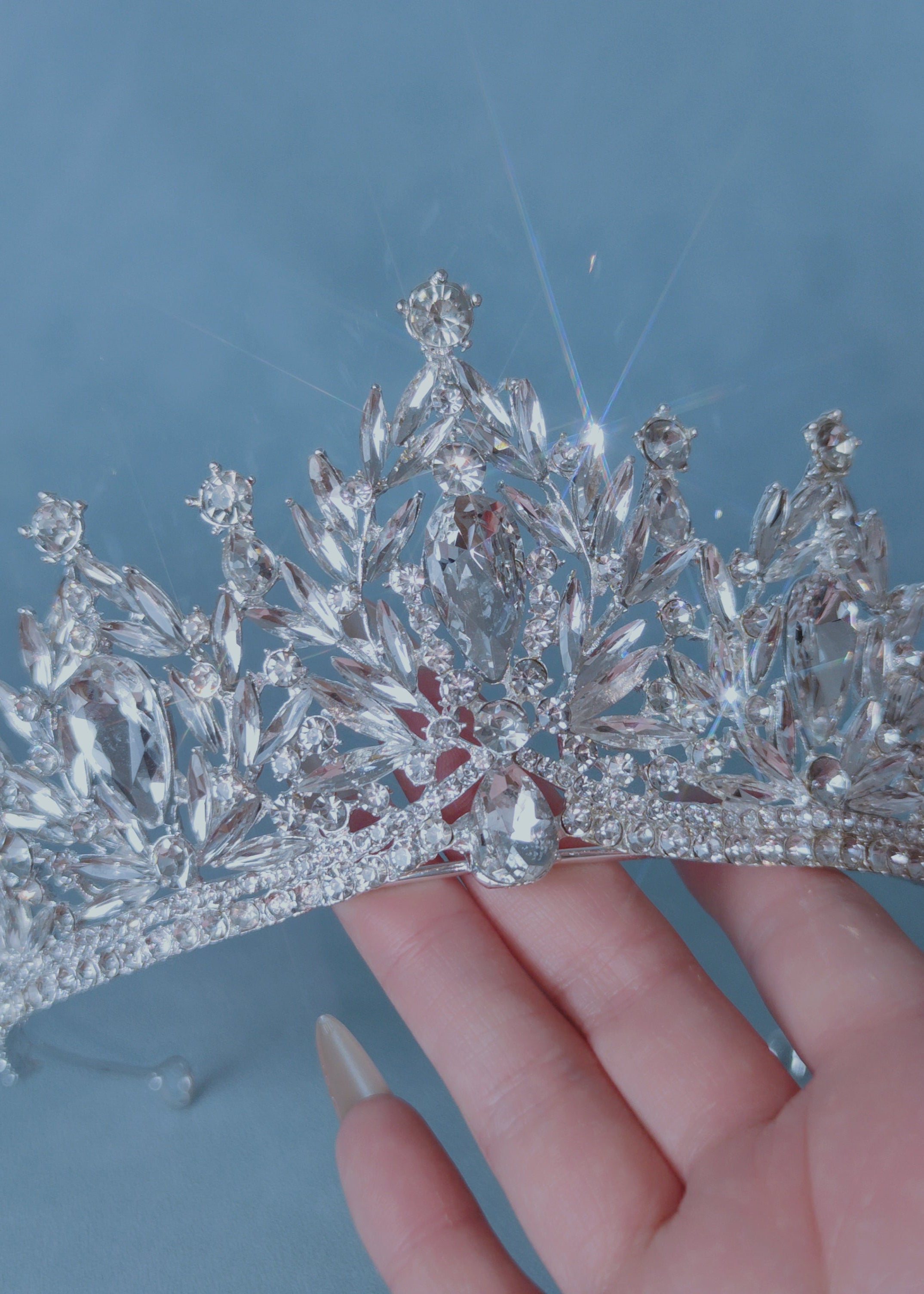 AURORA FLAME CROWN