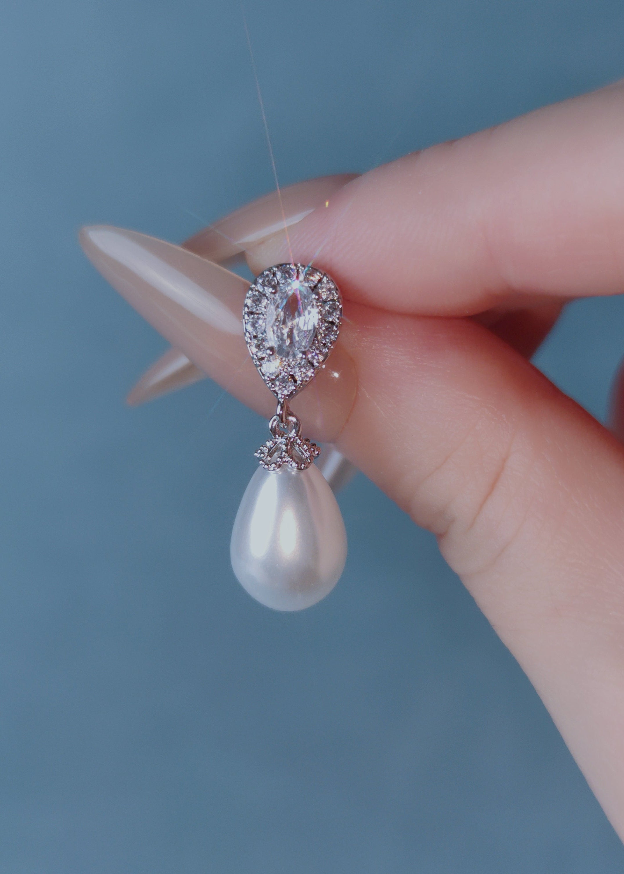 Regency Pearl Drops