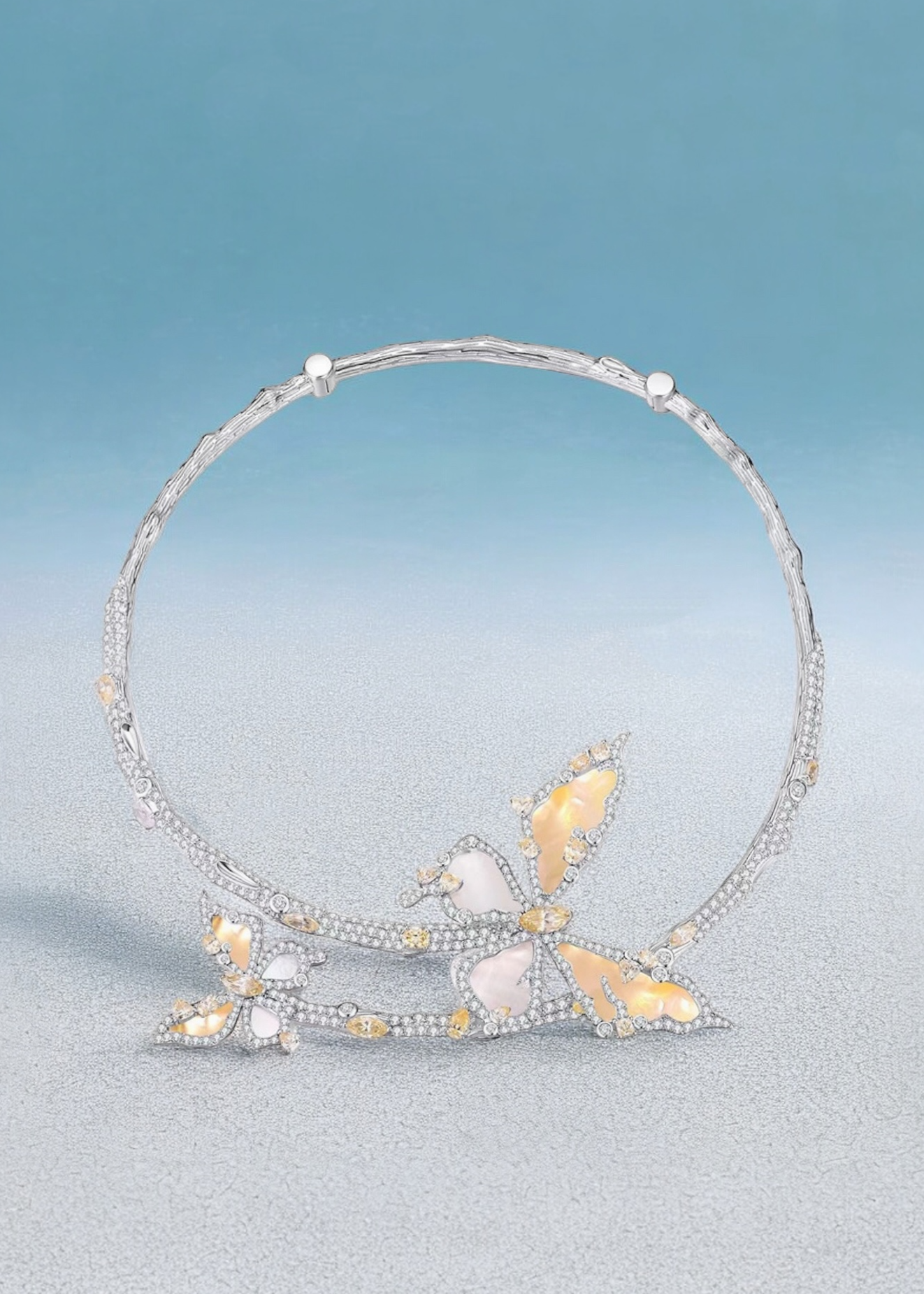 Papillon Collar